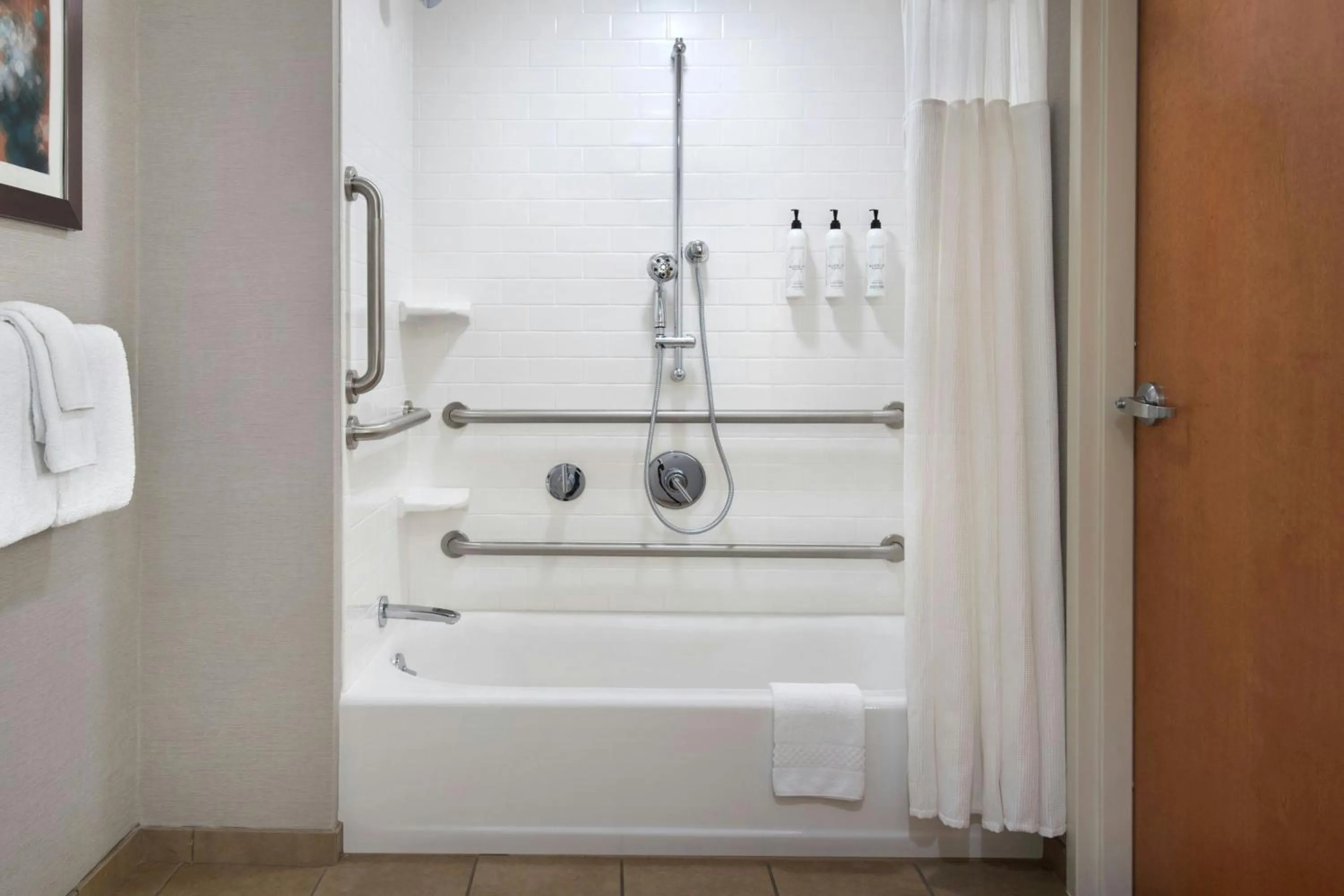 Lounge or bar in Fairfield Inn & Suites by Marriott Great Barrington Lenox/Berkshires