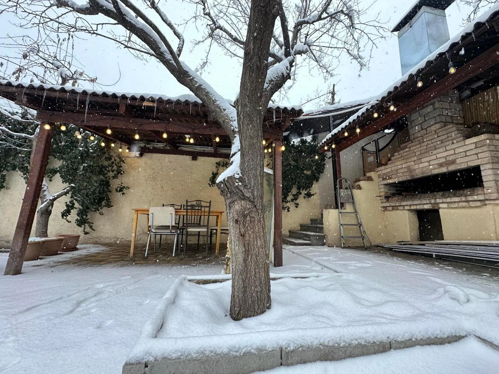 Li Yes Yerevan hotel