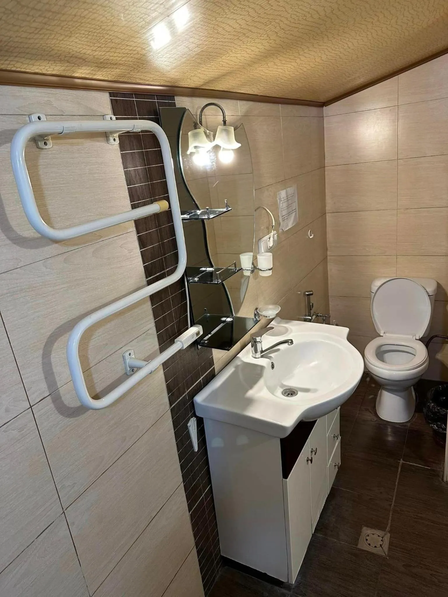 Li Yes Yerevan hotel