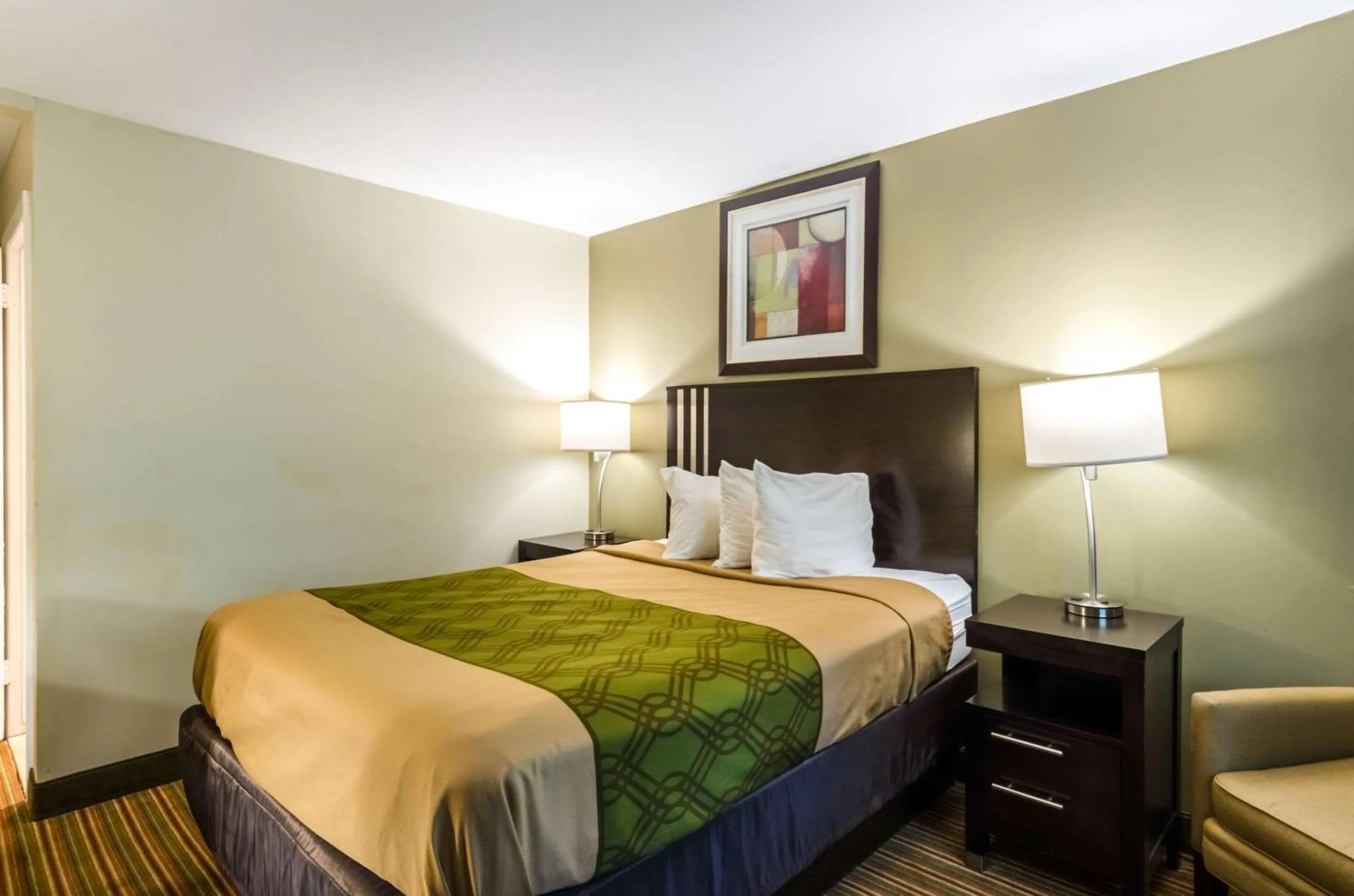 Photo of the whole room, Bed in Fairbridge Inn Express Pittsfield