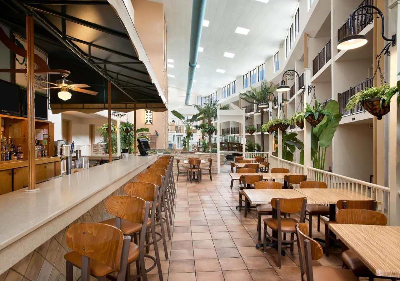 Restaurant/places to eat in Quality Inn Oceanfront