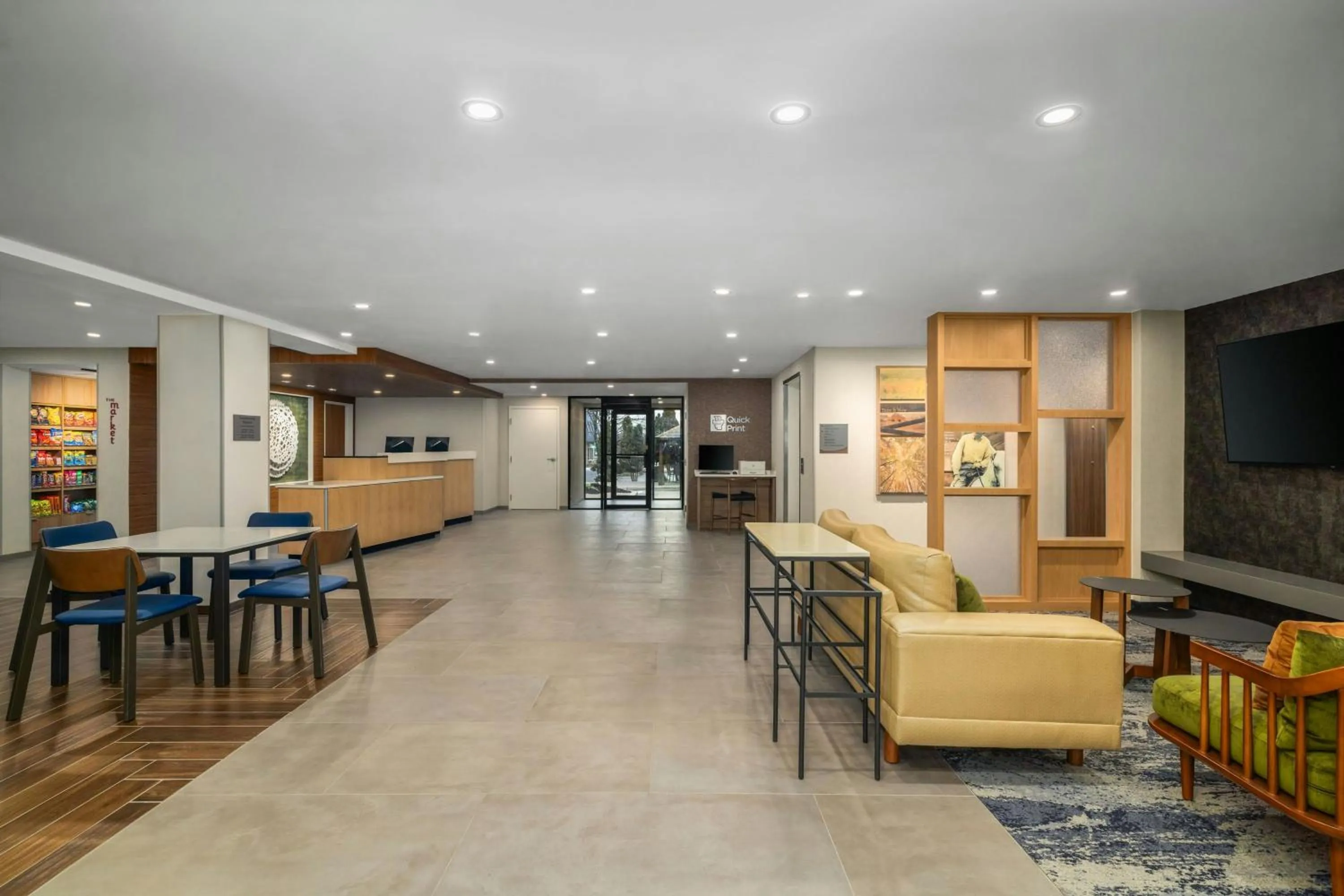 Lobby or reception in Fairfield by Marriott Inn & Suites Clinton