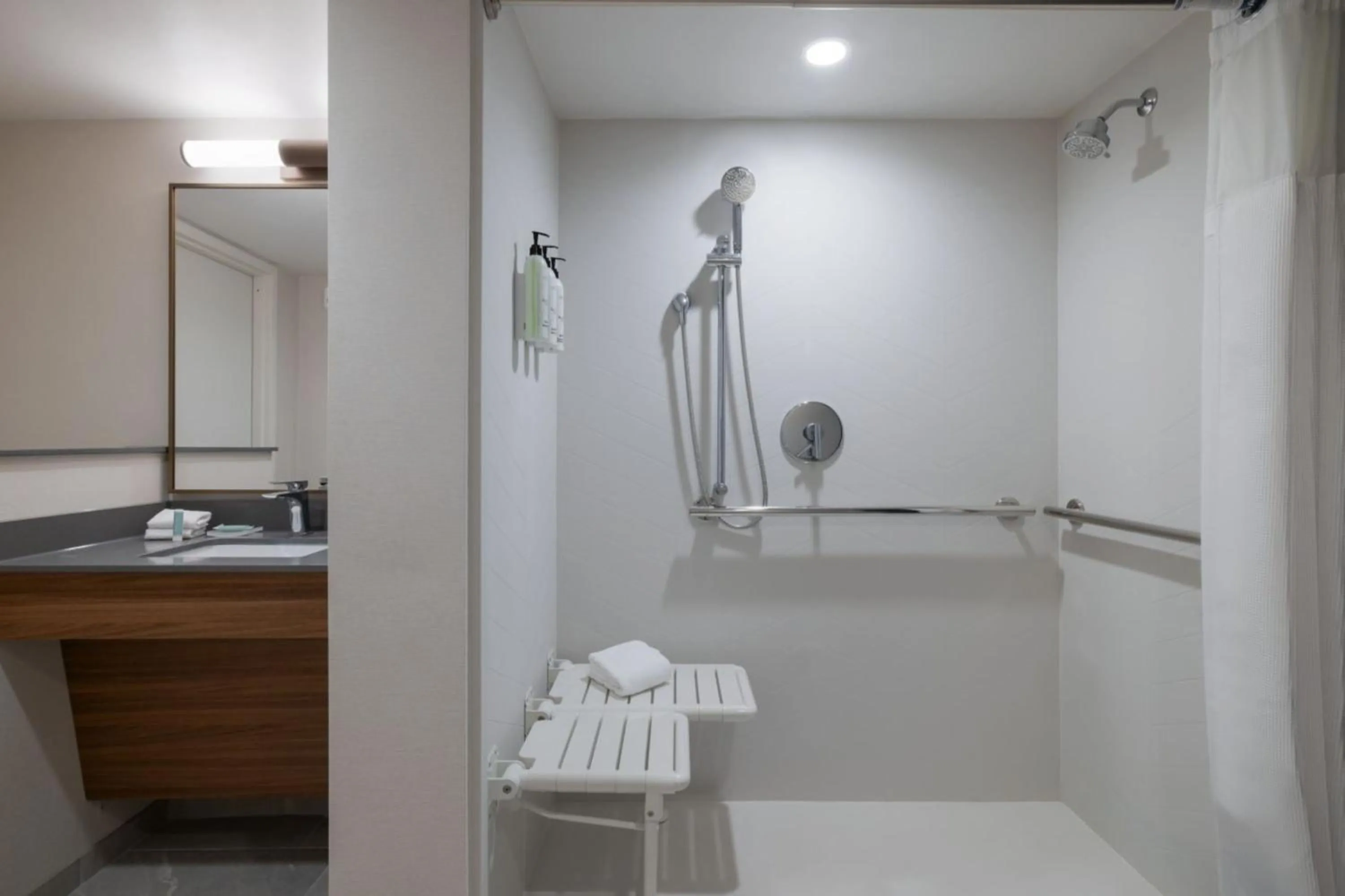 Fairfield by Marriott Inn & Suites Clinton