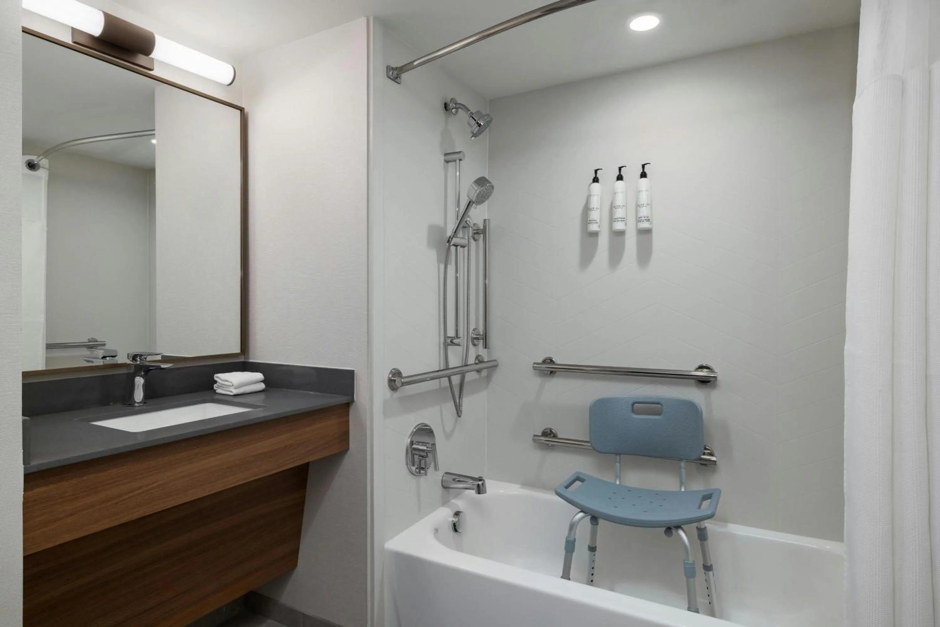 Bathroom in Fairfield by Marriott Inn & Suites Clinton