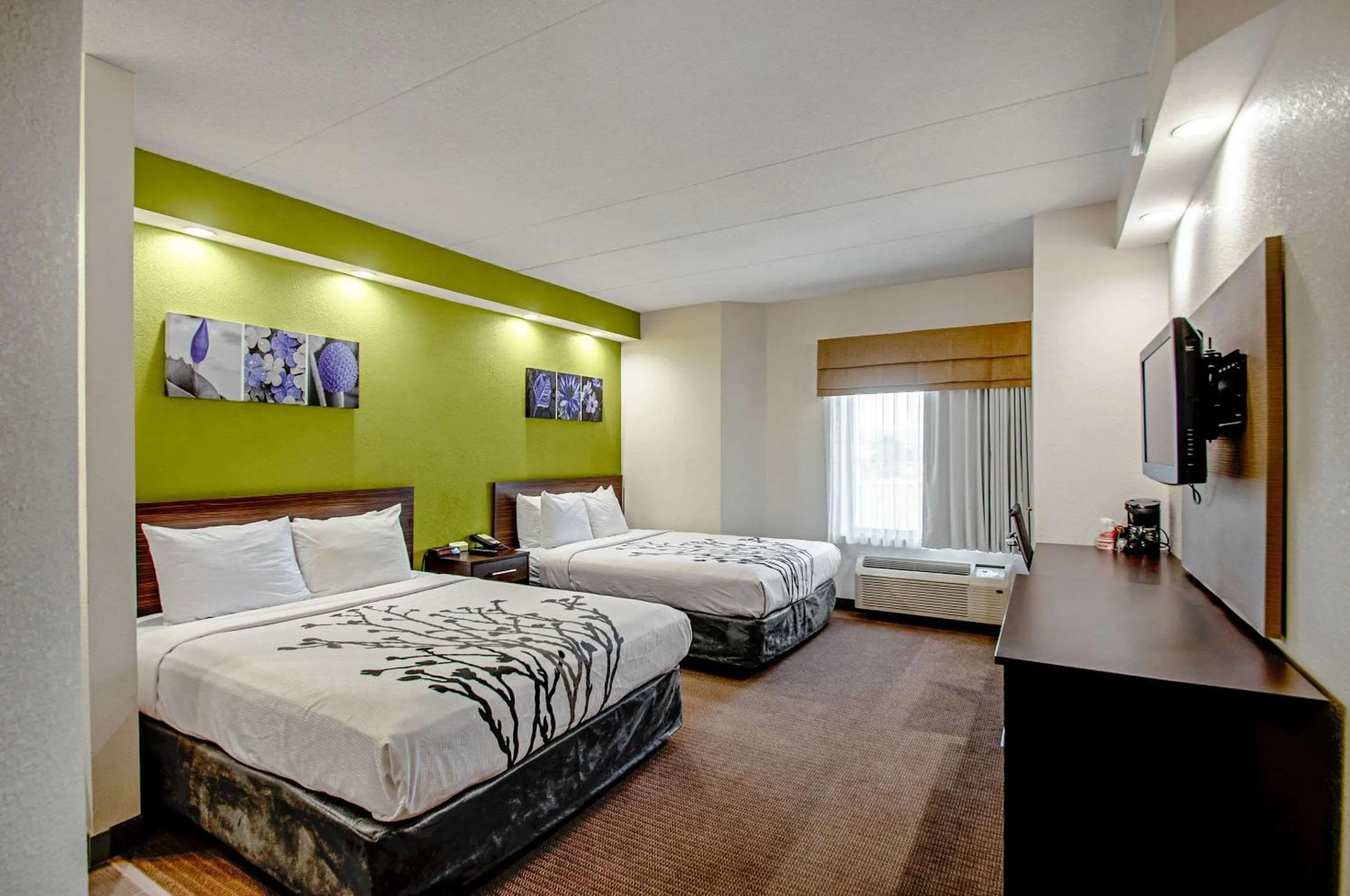 Photo of the whole room, Bed in Sleep Inn Frederick - Ballenger Creek