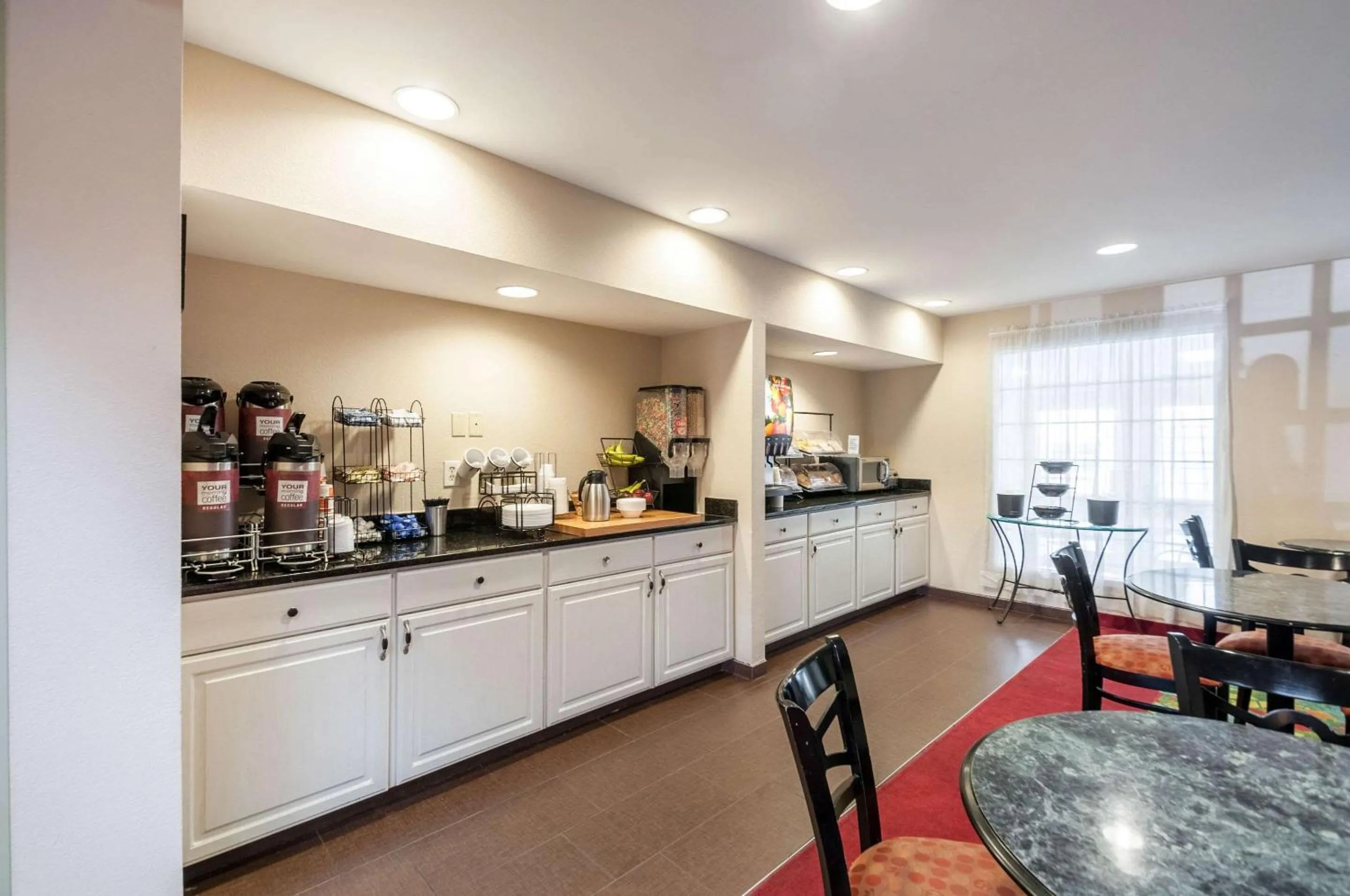 Restaurant/places to eat in MainStay Suites Frederick