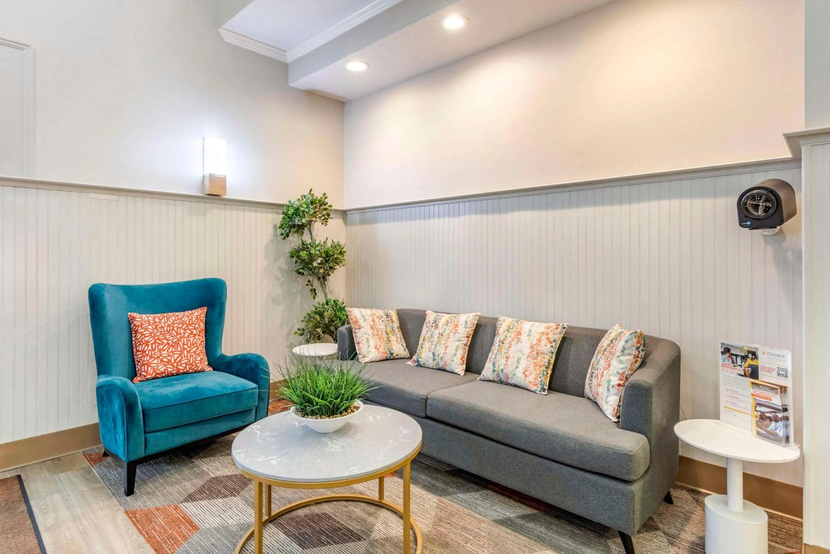 Lobby or reception in Comfort Suites Ocean City West