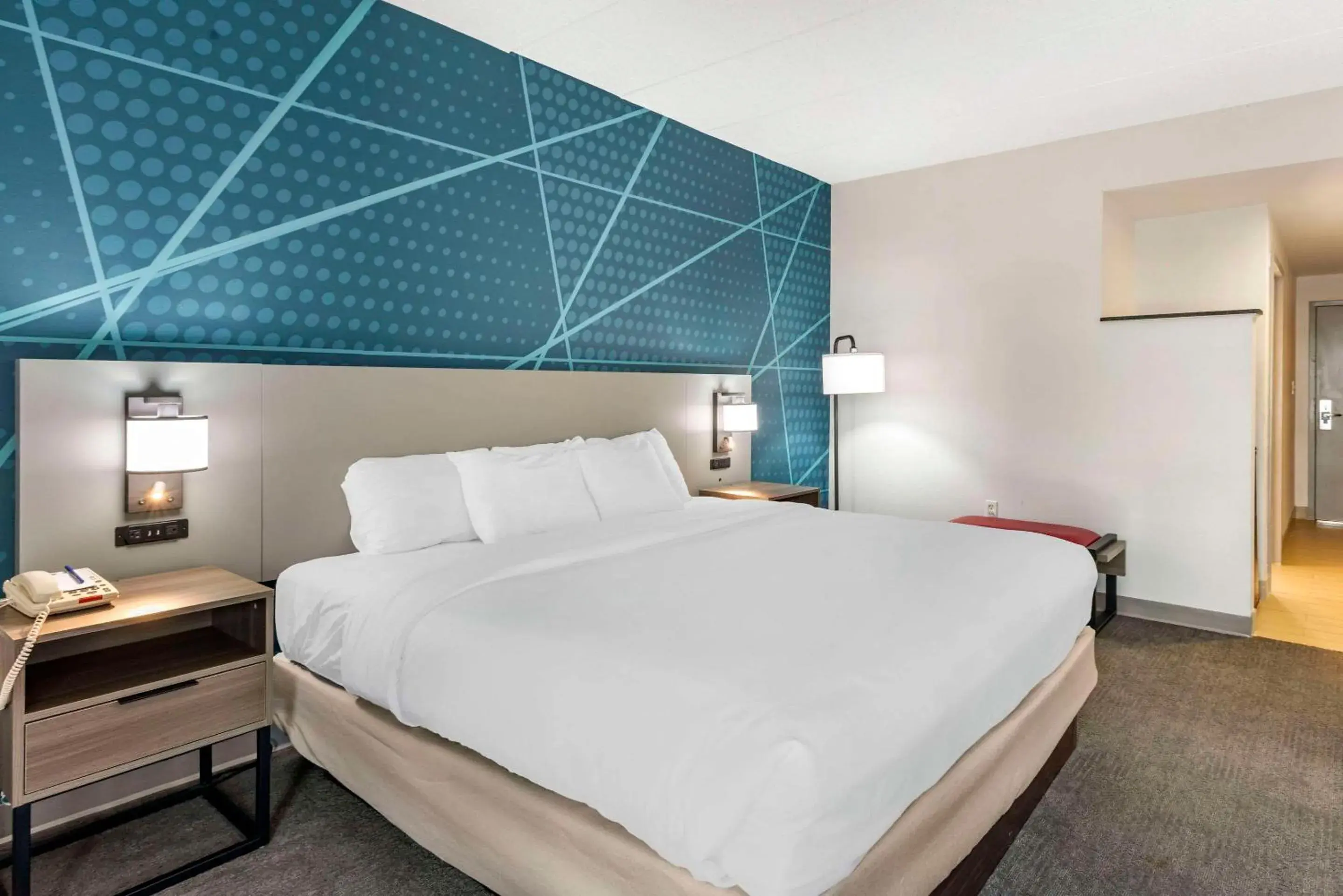 King Room - Non-Smoking in Comfort Suites Ocean City West King Room - Non-Smoking in Comfort Suites Ocean City West