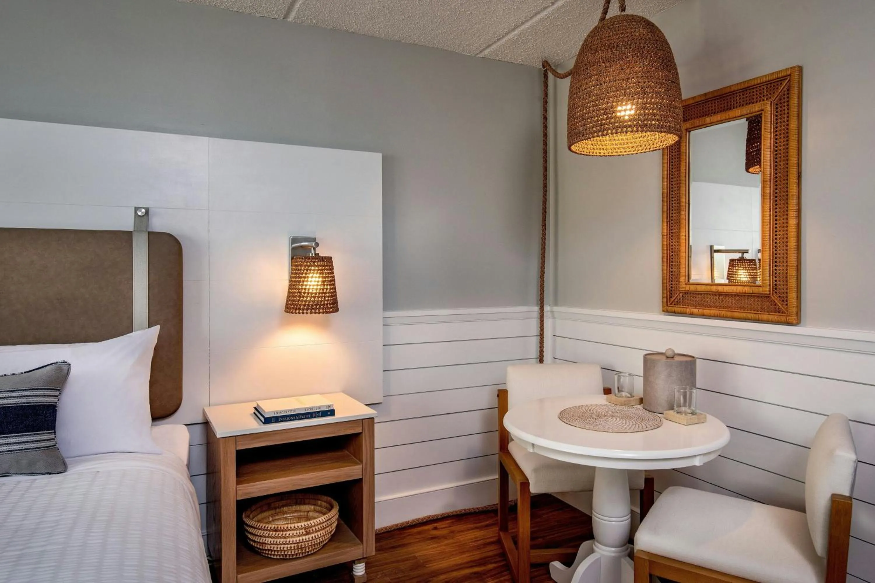 Photo of the whole room, Bed in Ashore Oceanfront Hotel