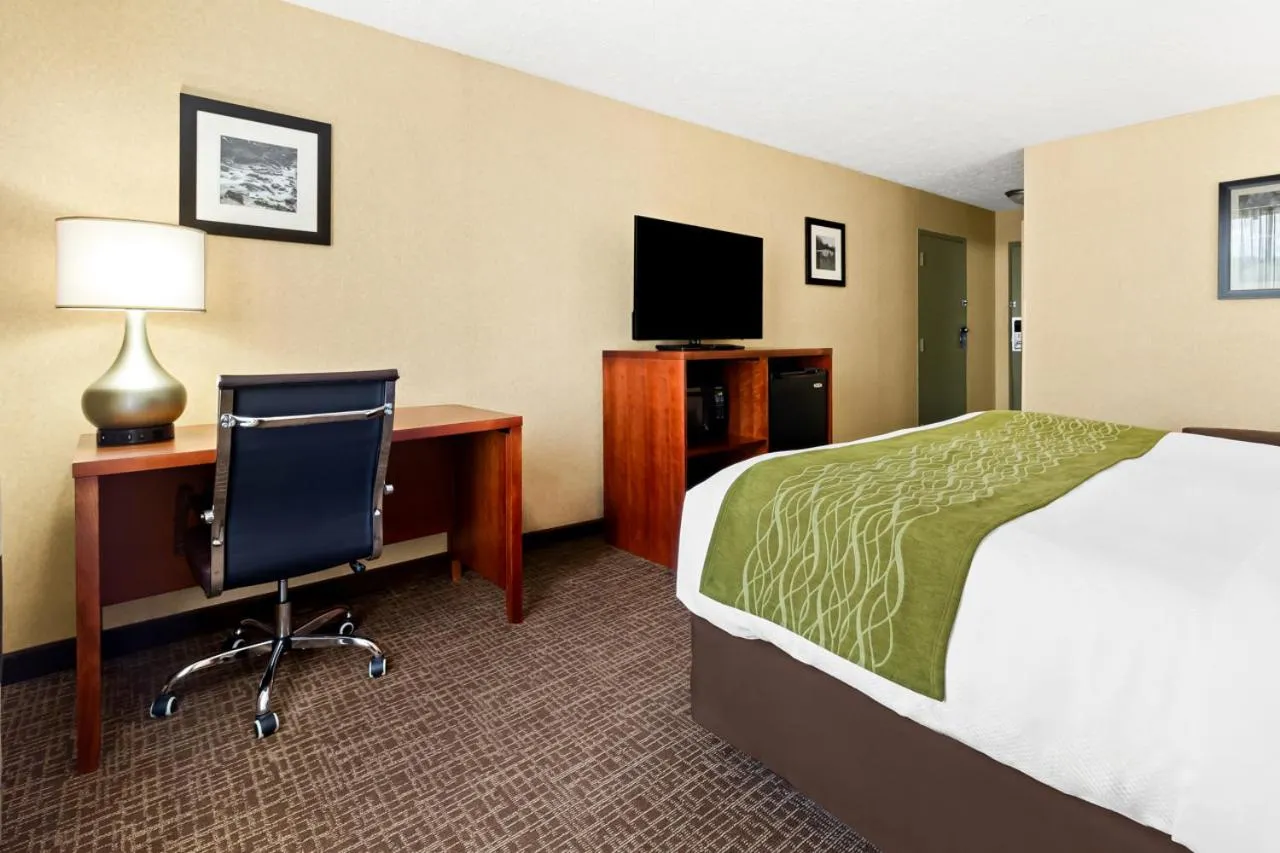 Bedroom, Bed in Comfort Inn Grantsville-Deep Creek Lake