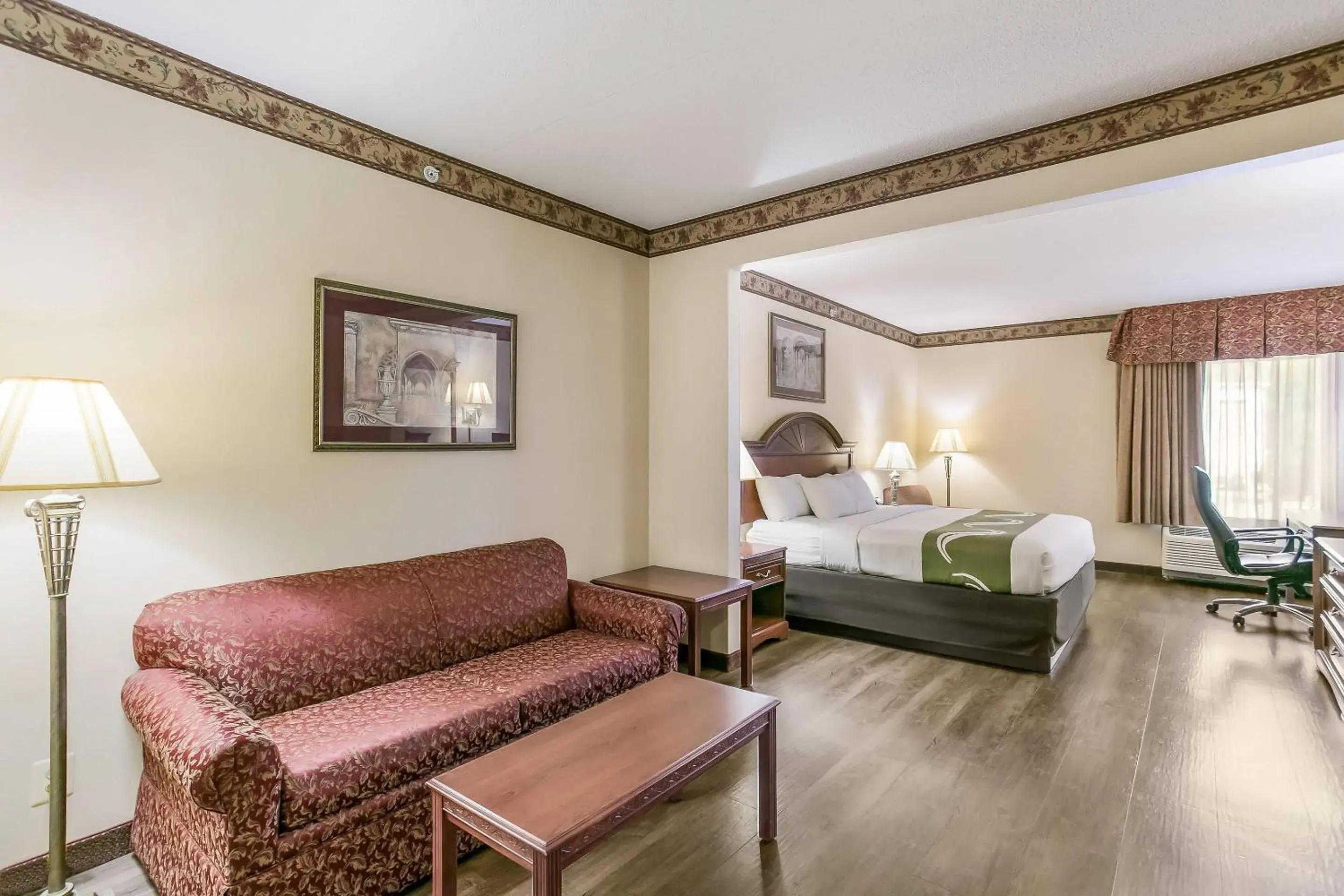 King Suite with Sofa Bed - Non-Smoking in Quality Inn & Suites Bel Air I-95 Exit 77A King Suite with Sofa Bed - Non-Smoking in Quality Inn & Suites Bel Air I-95 Exit 77A