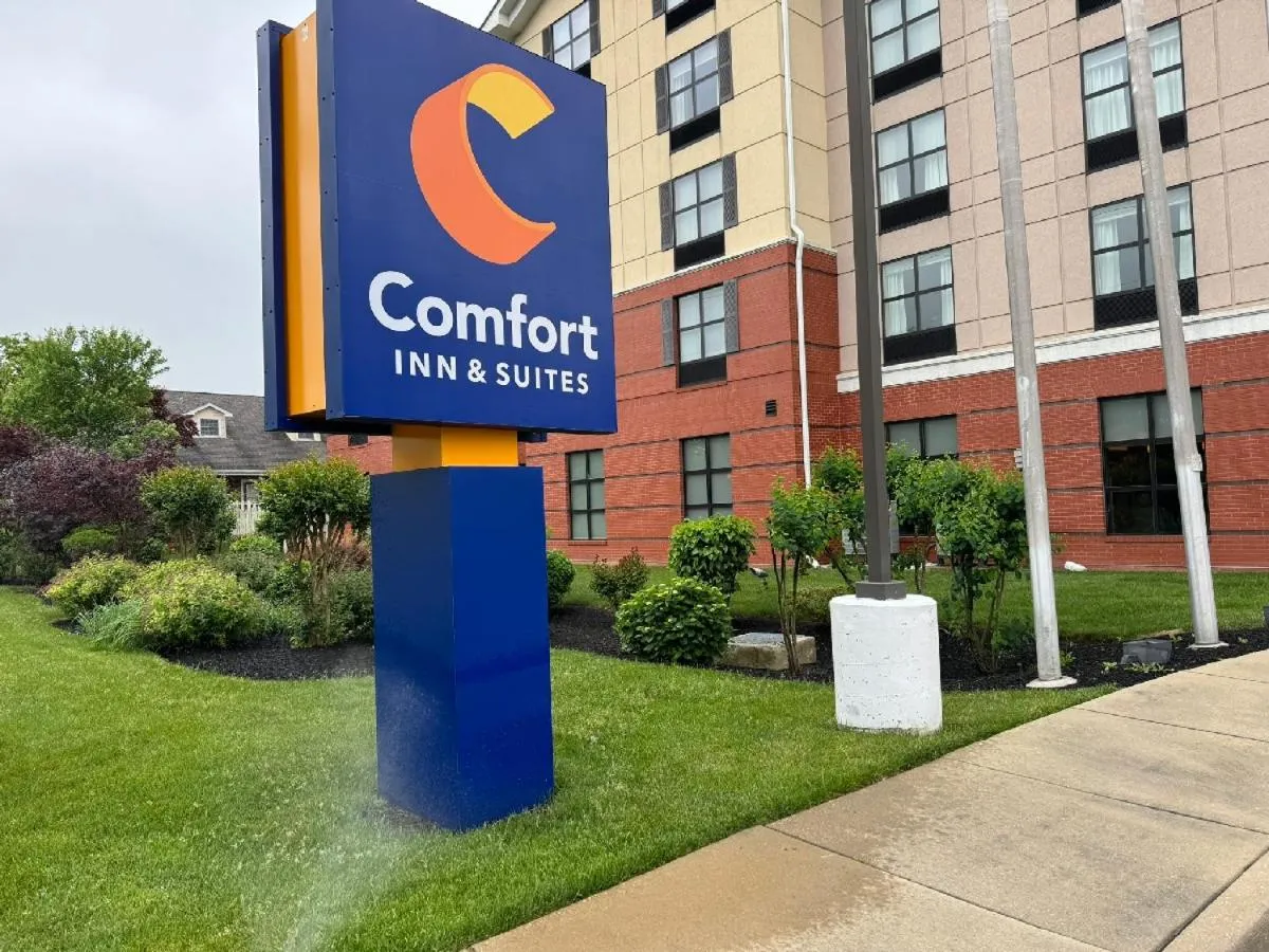 Property building in Comfort Inn & Suites Lexington Park near Pax River