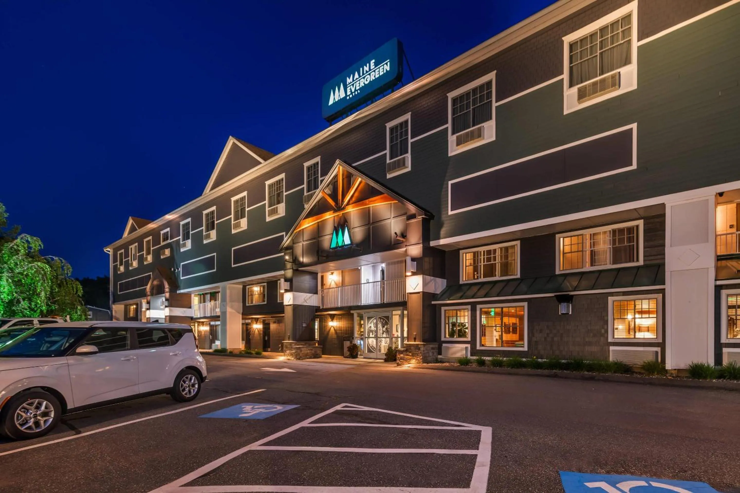 Property building in Maine Evergreen Hotel, an Ascend Collection Hotel