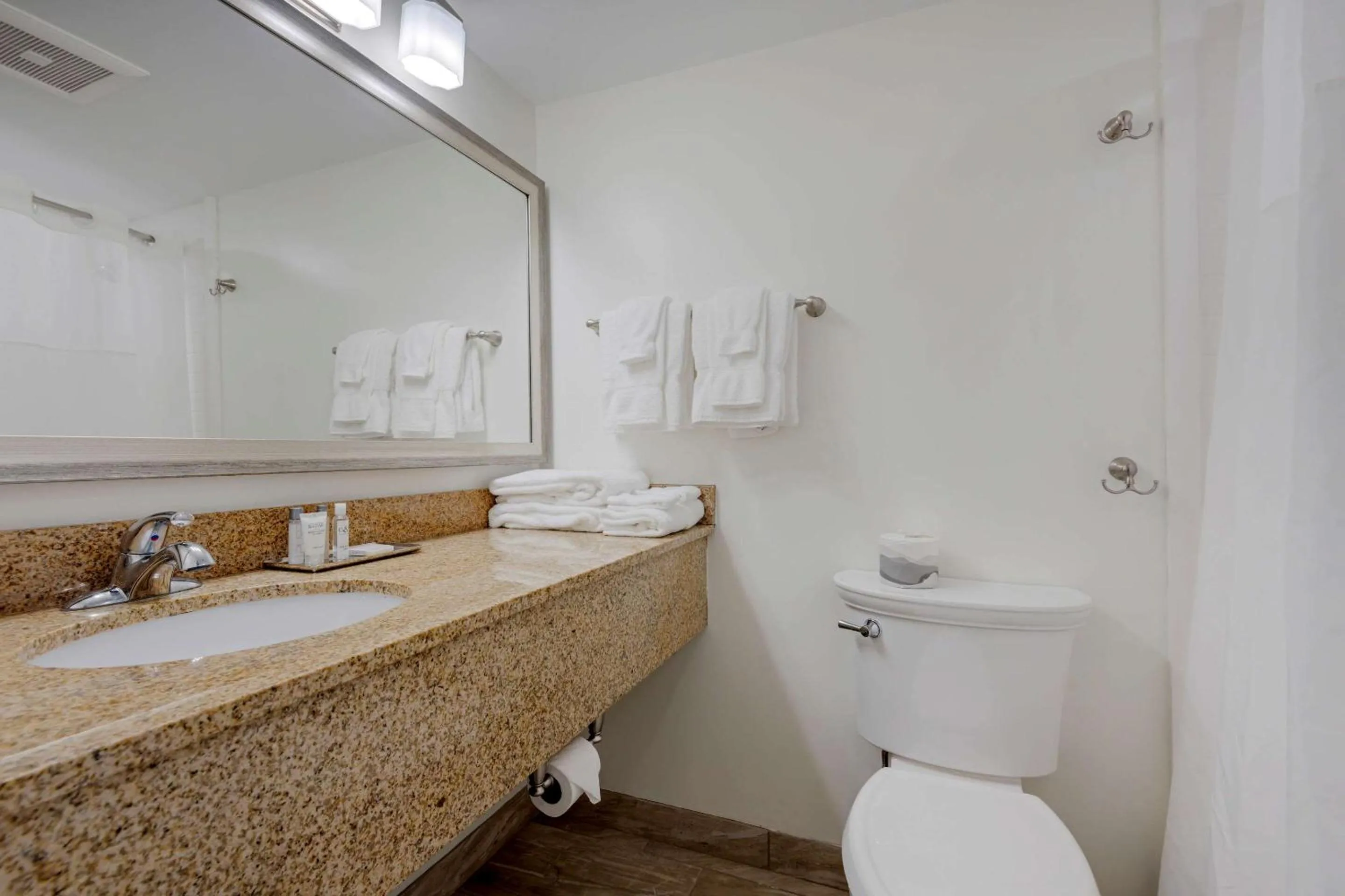 Bathroom in Seasider Motel