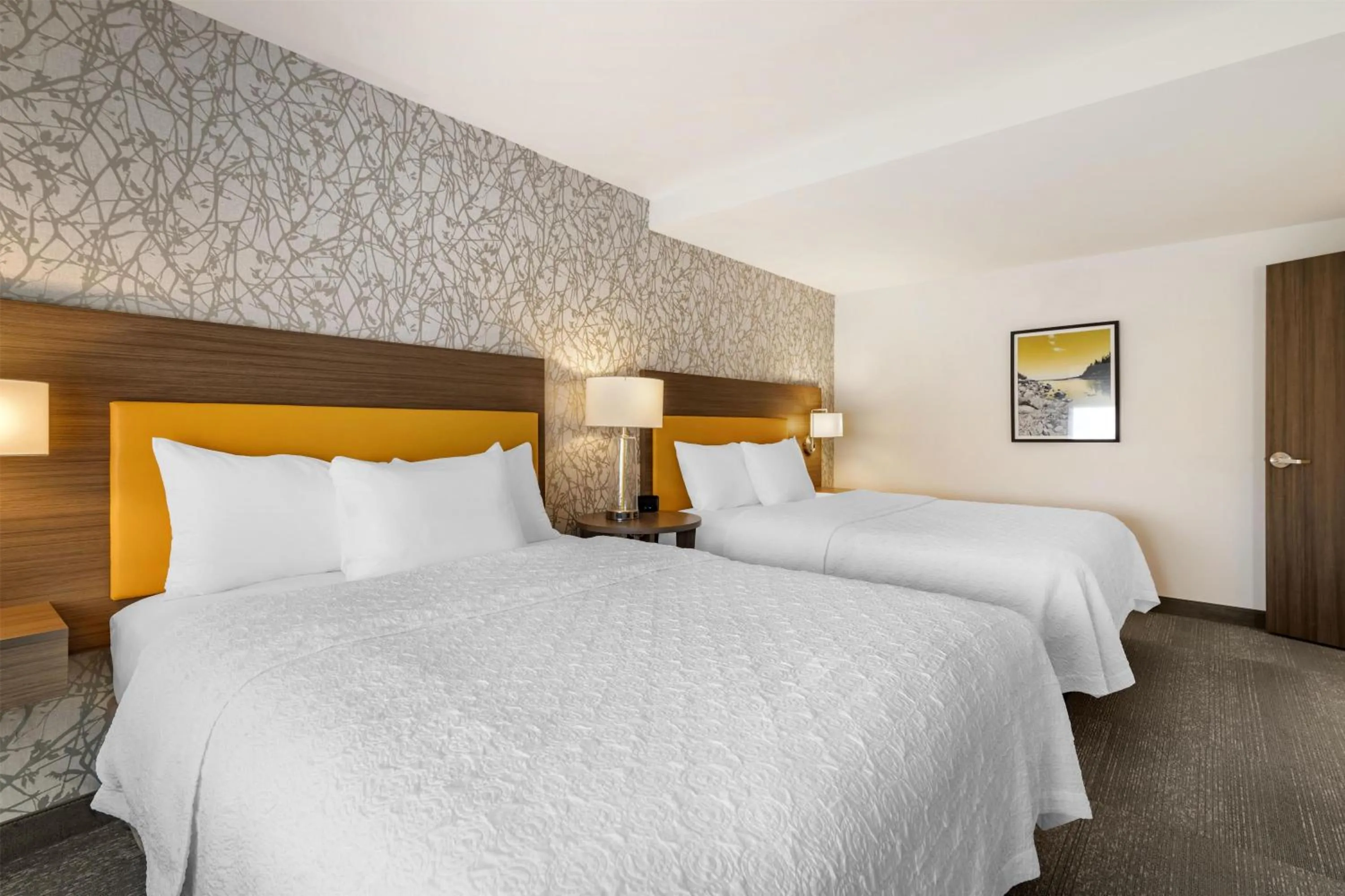 Bed in Home2 Suites by Hilton Bangor