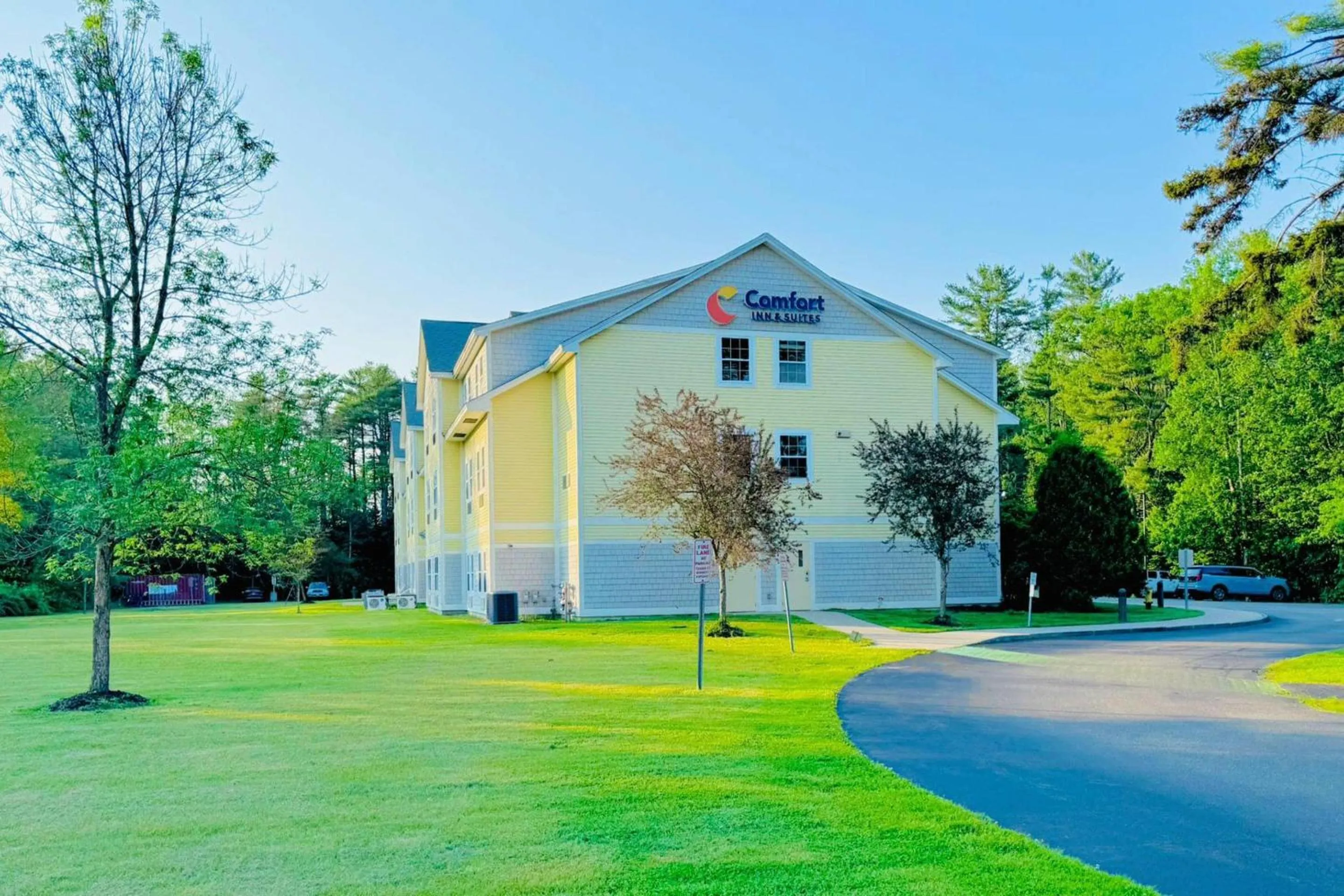 Property building in Comfort Inn & Suites Scarborough-Portland