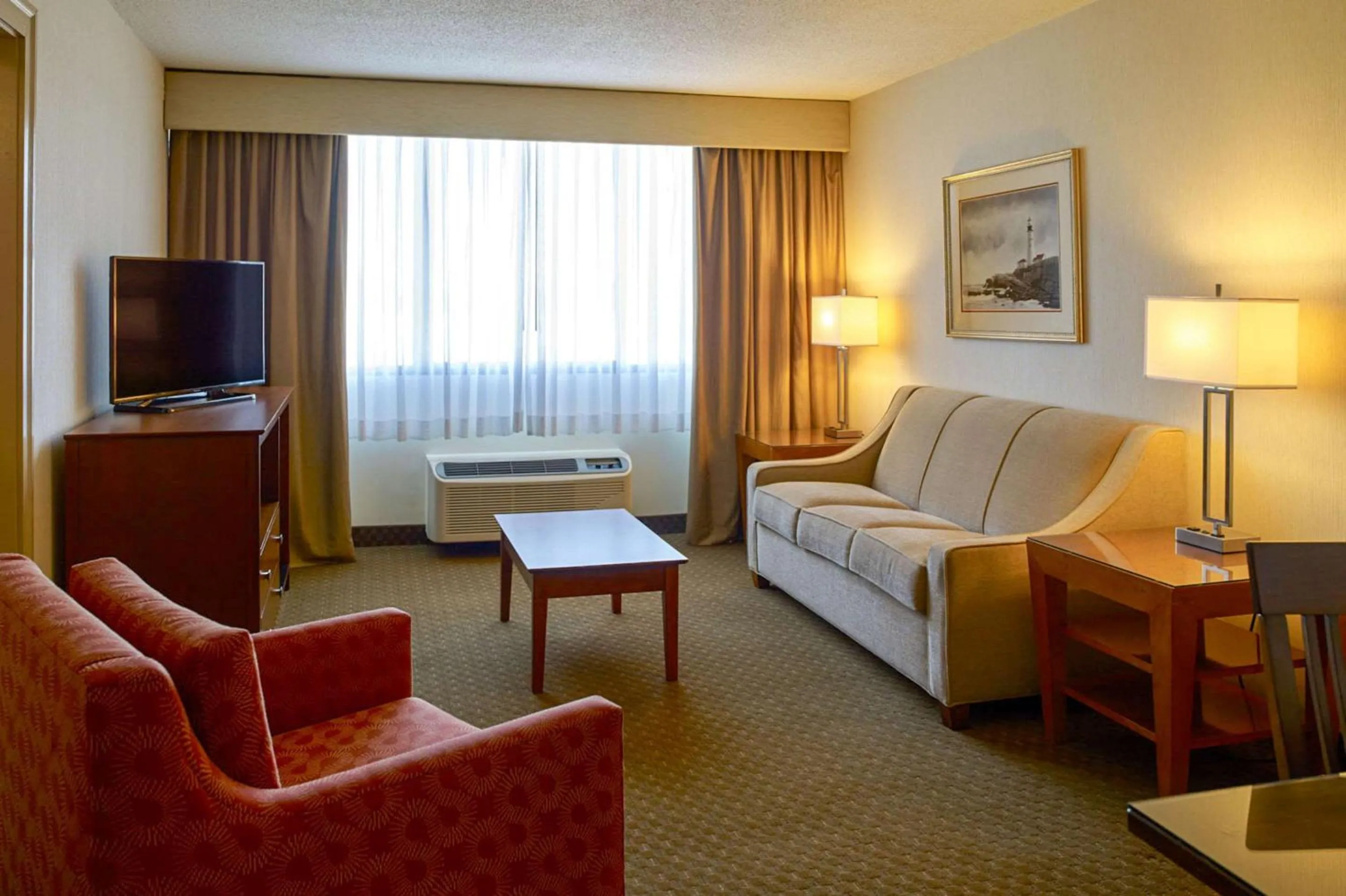 Photo of the whole room, Bed in Clarion Hotel Portland Airport ME