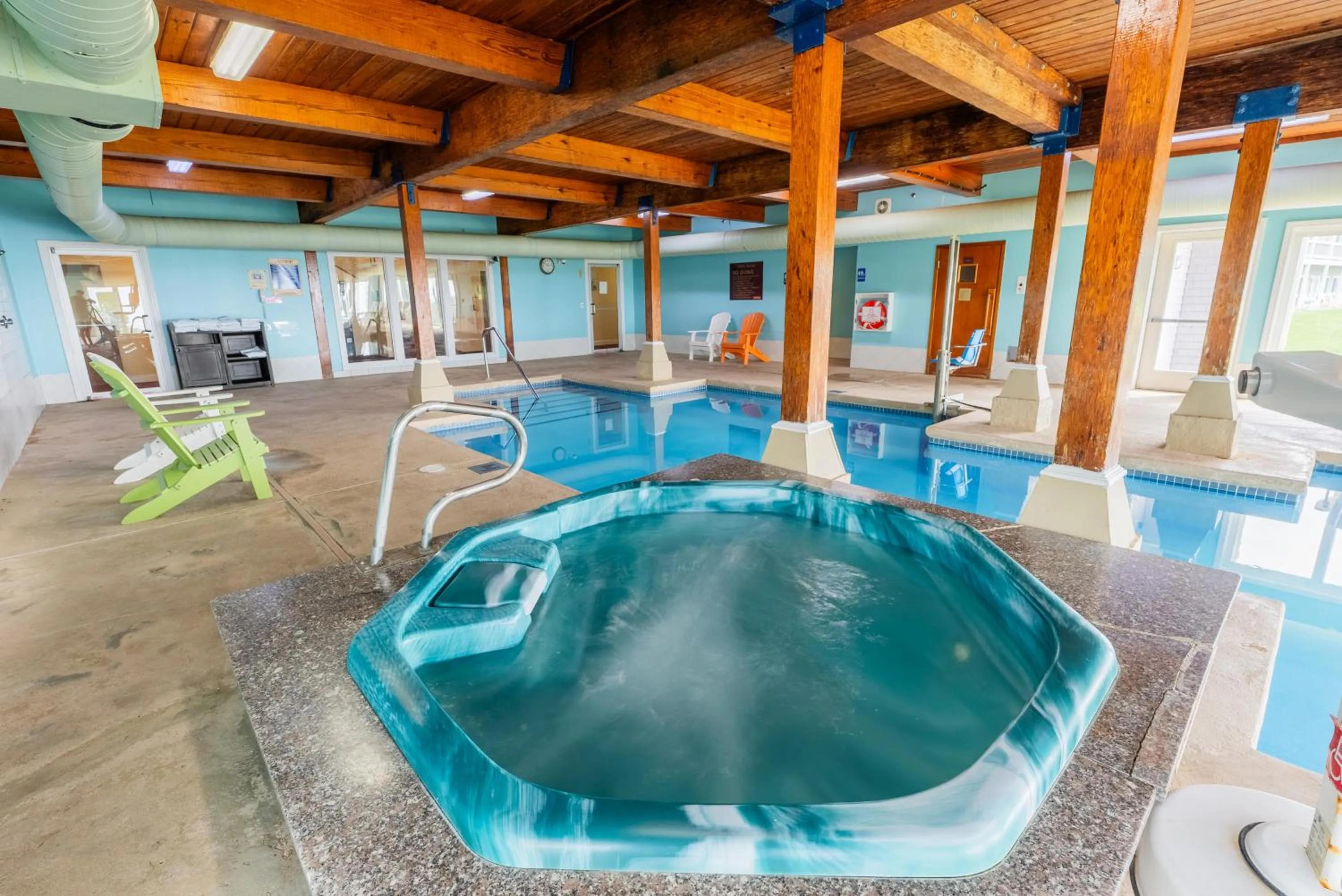 Hot Tub in Fireside Inn, Ocean's Edge