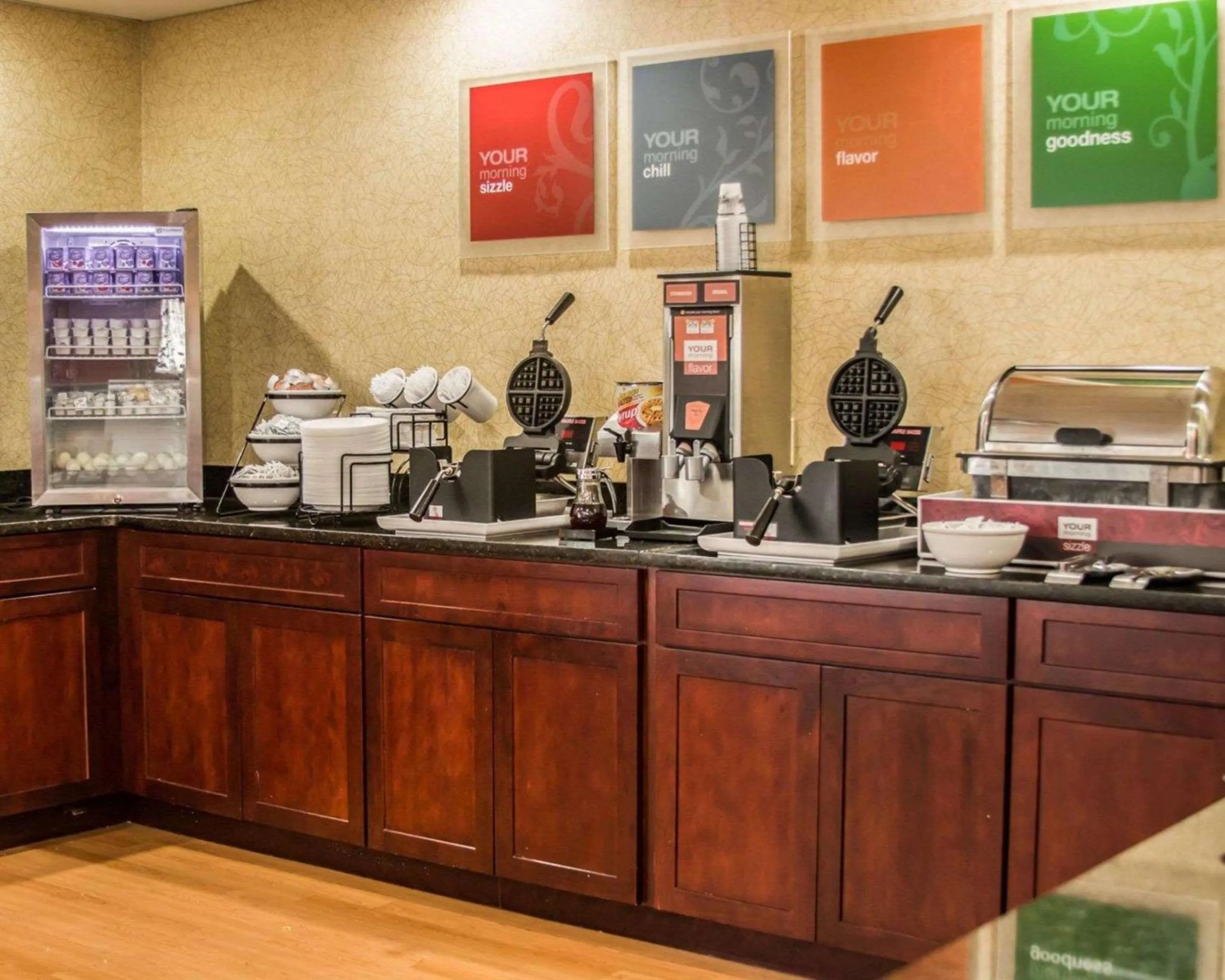 Restaurant/places to eat in Comfort Inn