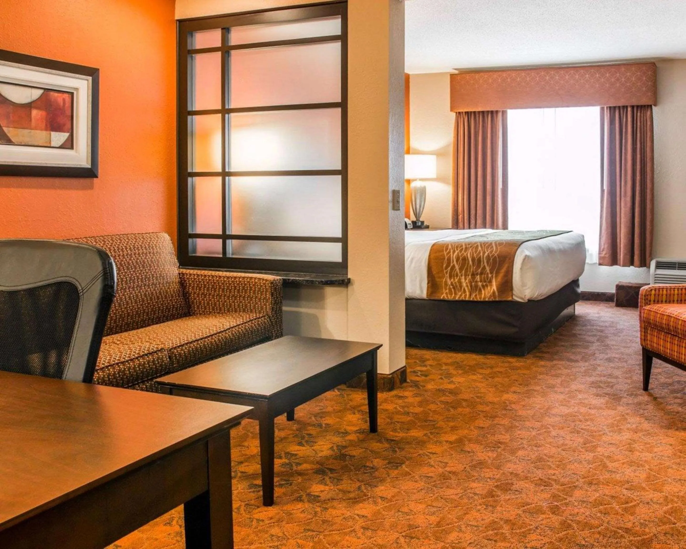 Bedroom, Bed in Comfort Inn & Suites and Conference Center