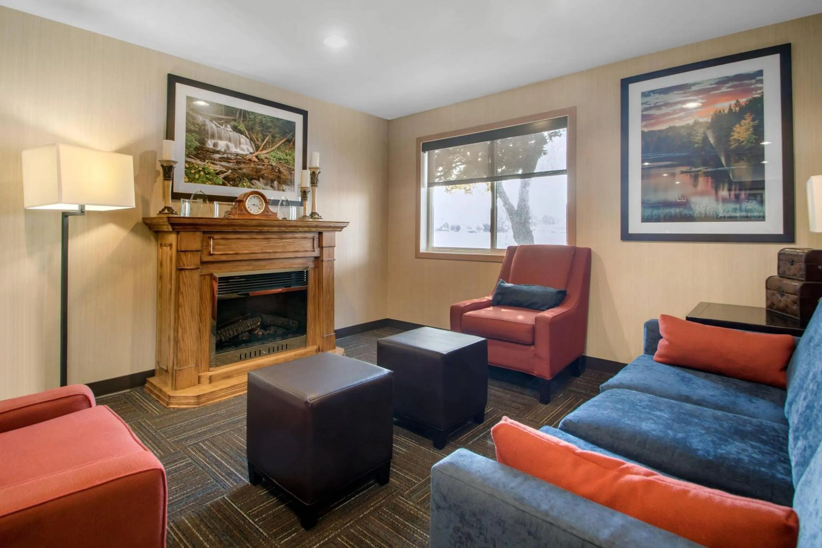 Lobby or reception in Comfort Inn Iron Mountain North