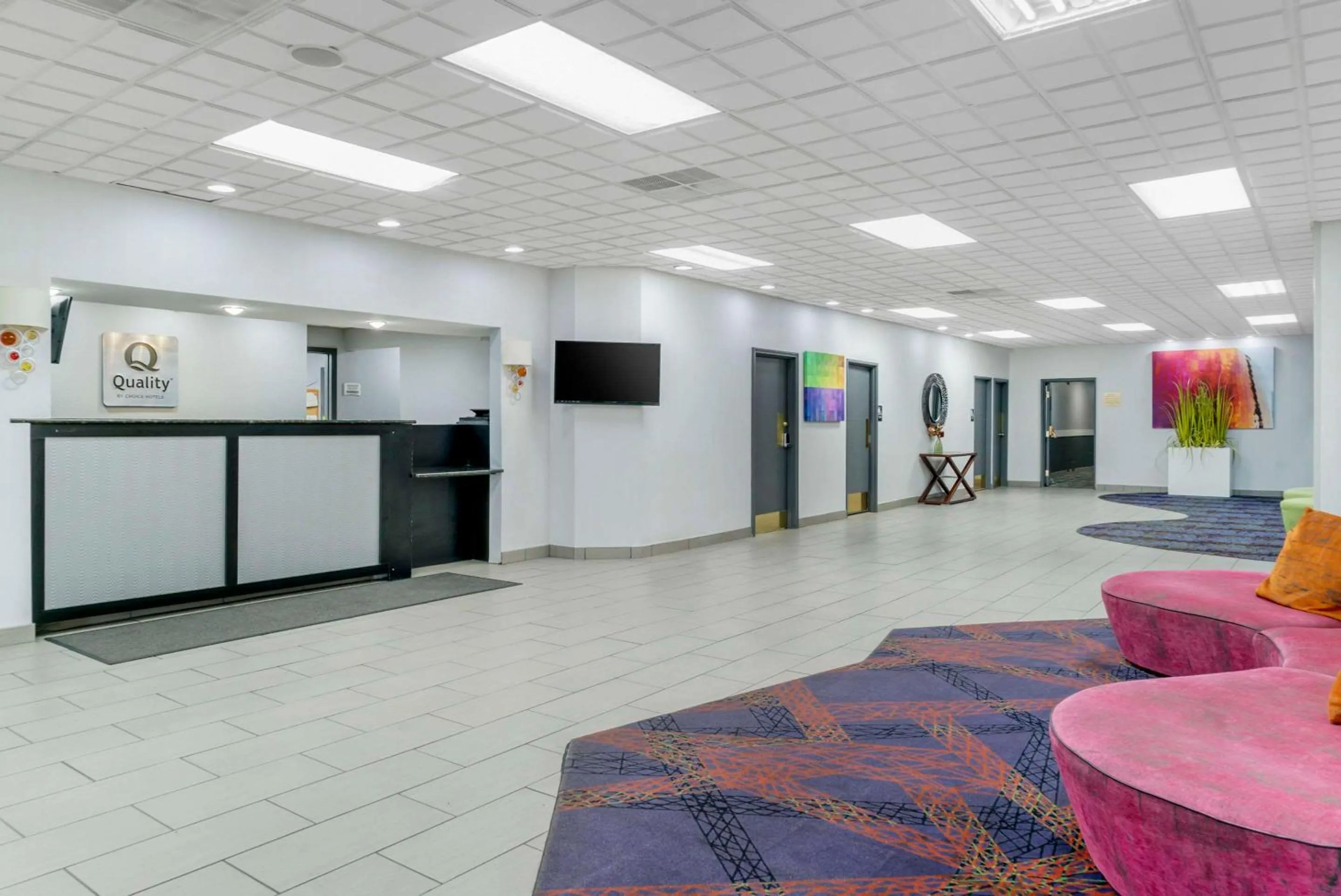 Lobby or reception in Quality Inn & Suites Banquet Center