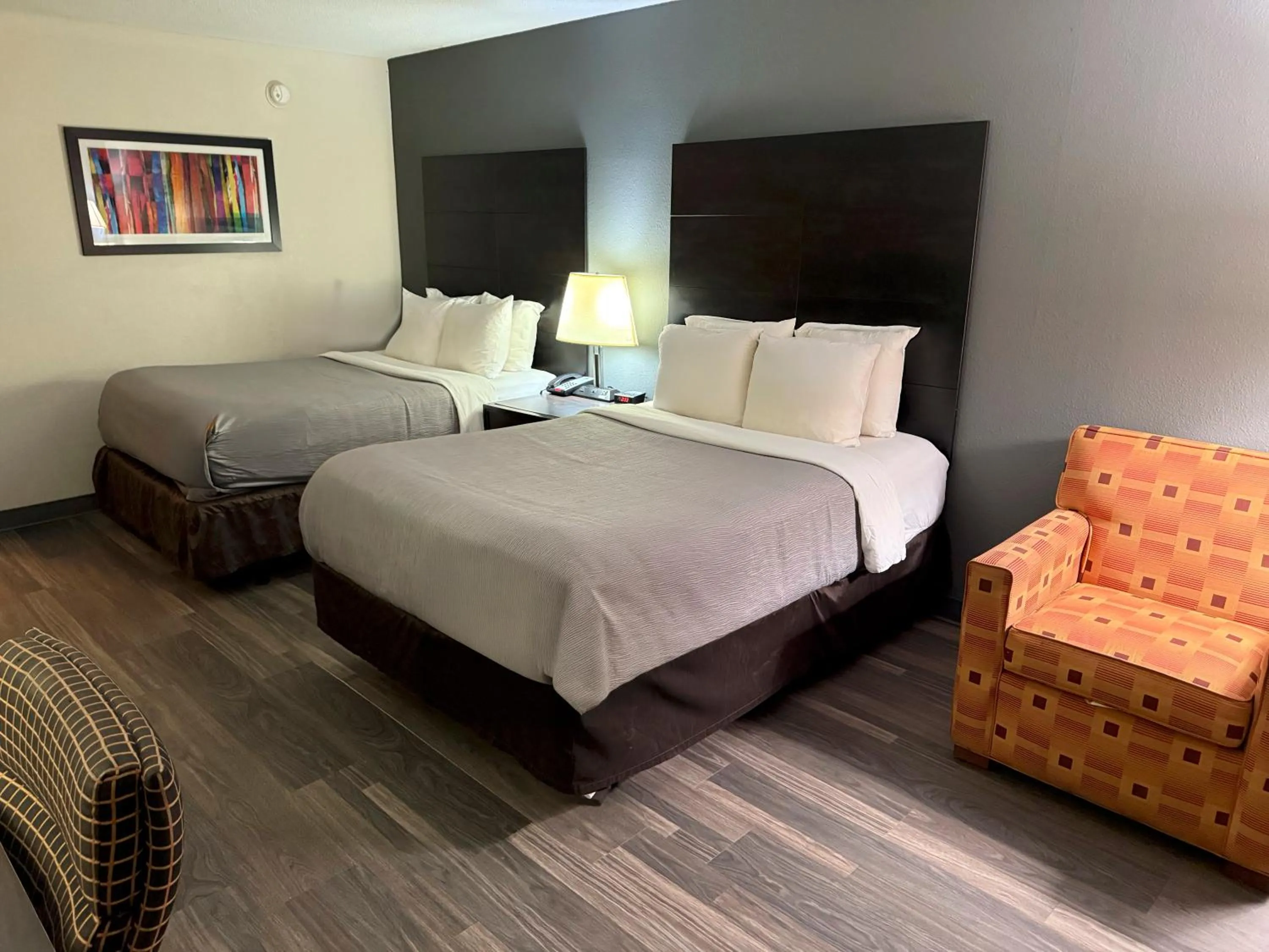 Bed in Quality Inn & Suites Banquet Center