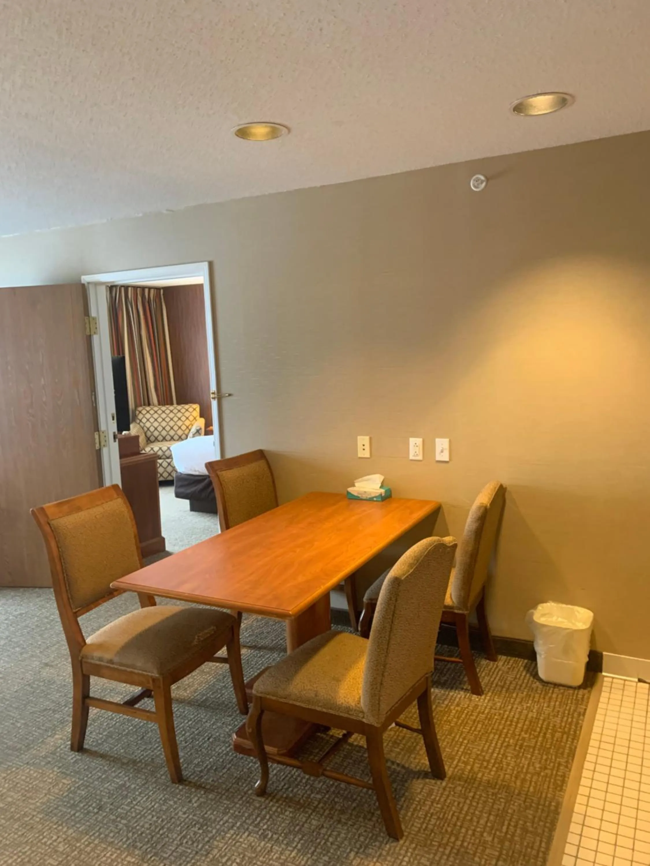 Seating area in Comfort Inn Chelsea