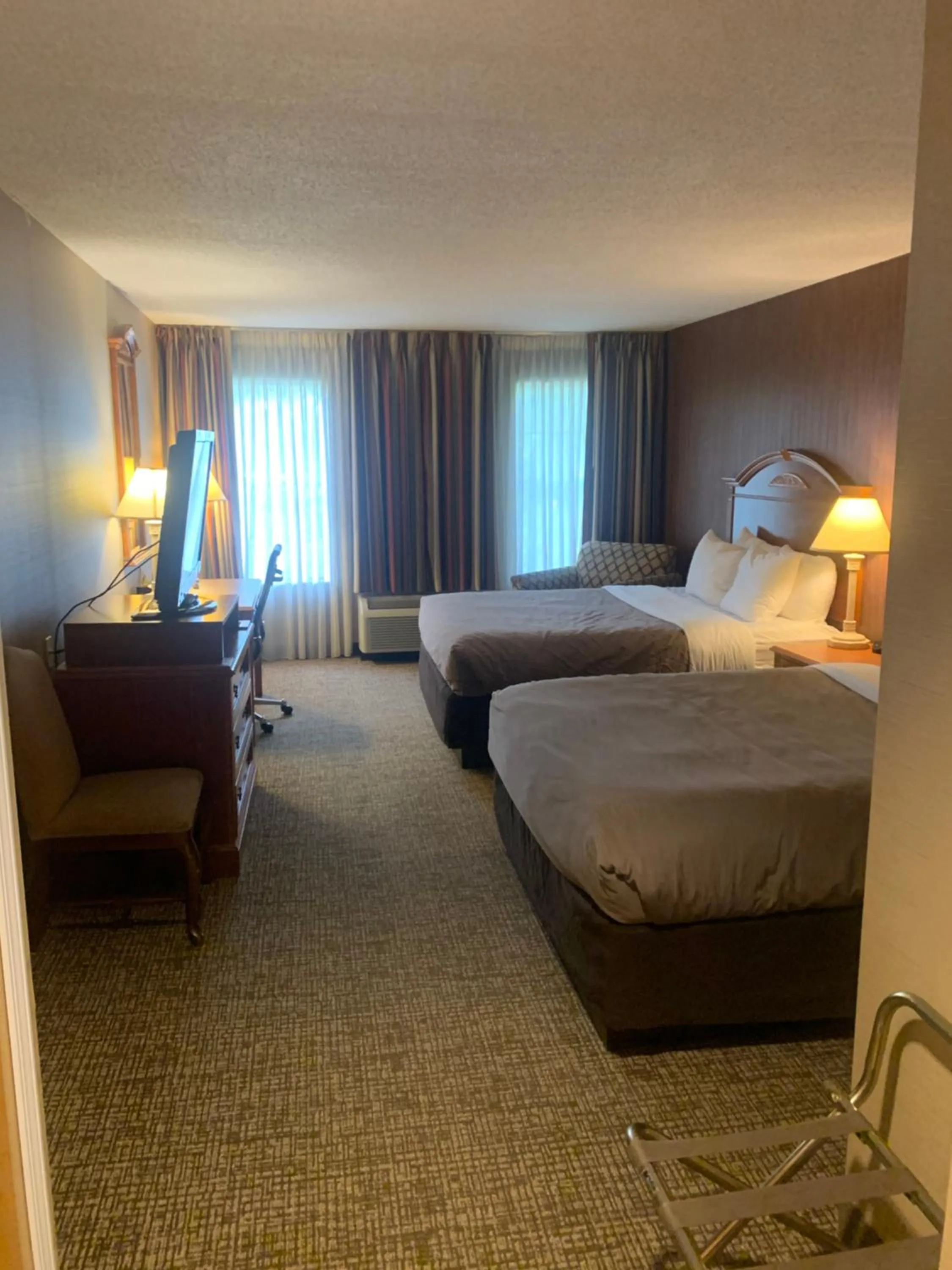 Bed in Comfort Inn Chelsea