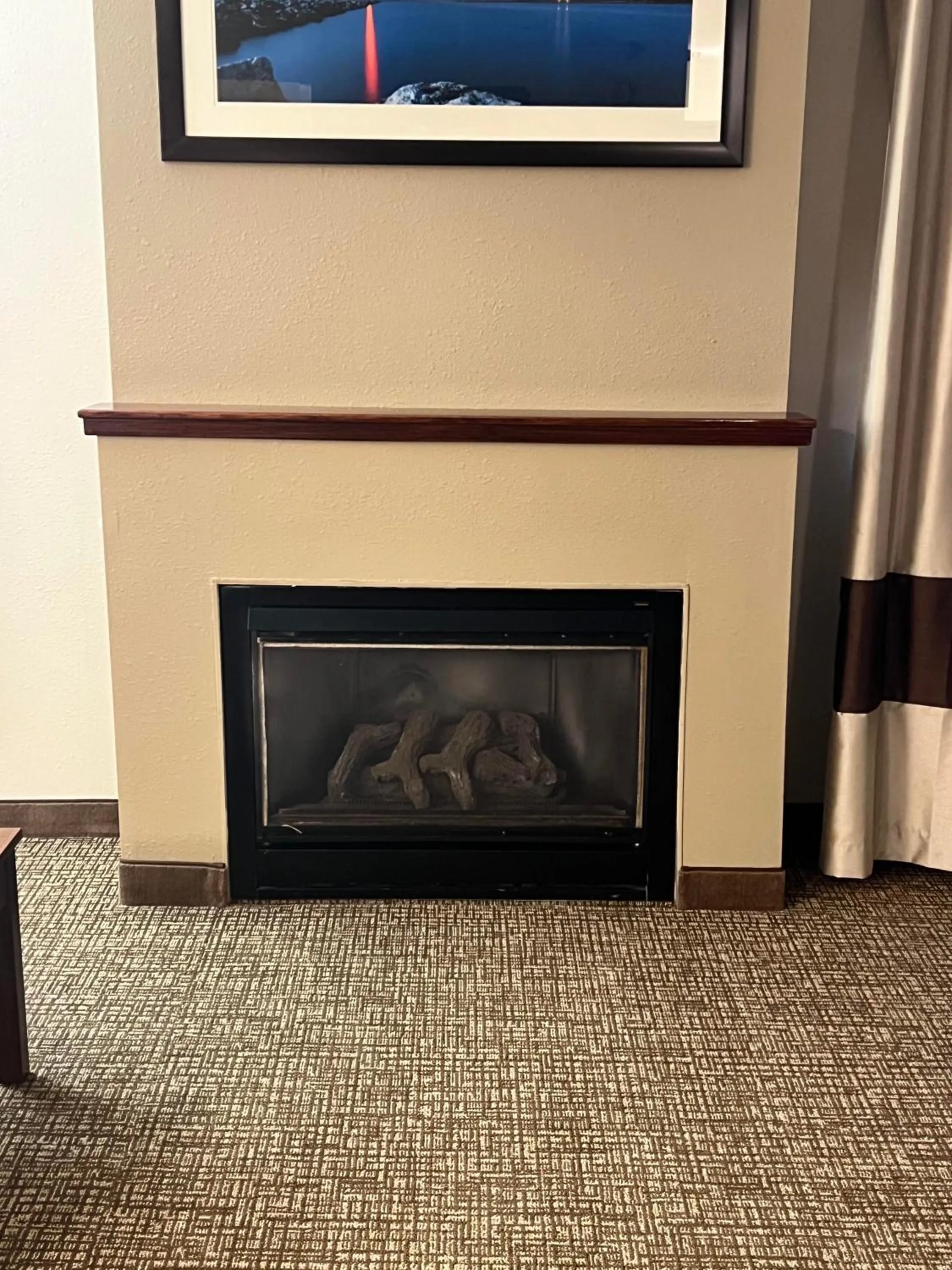 Seating area in Comfort Inn Manistique