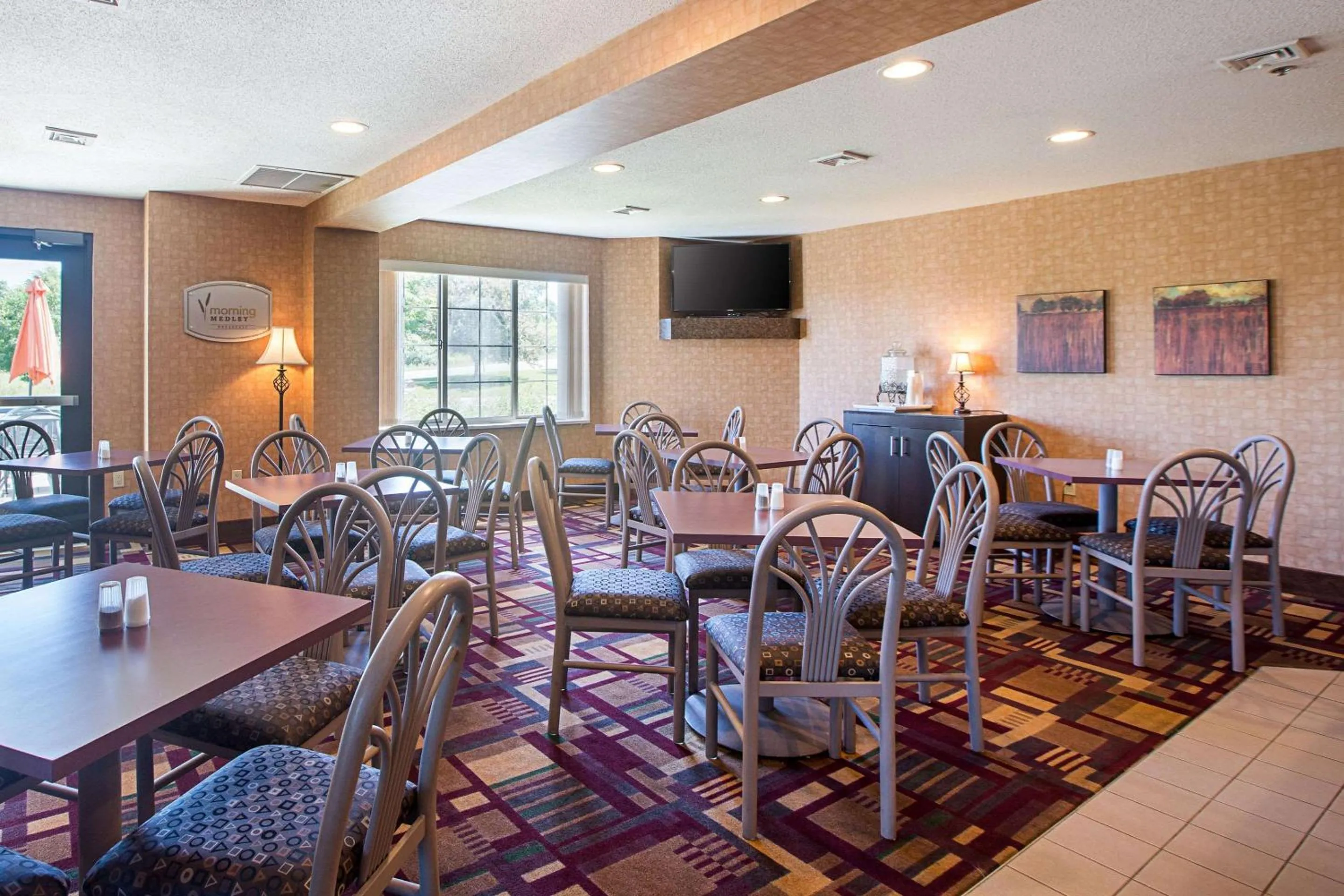 Restaurant/places to eat in Sleep Inn & Suites Bay View Acme - Traverse City