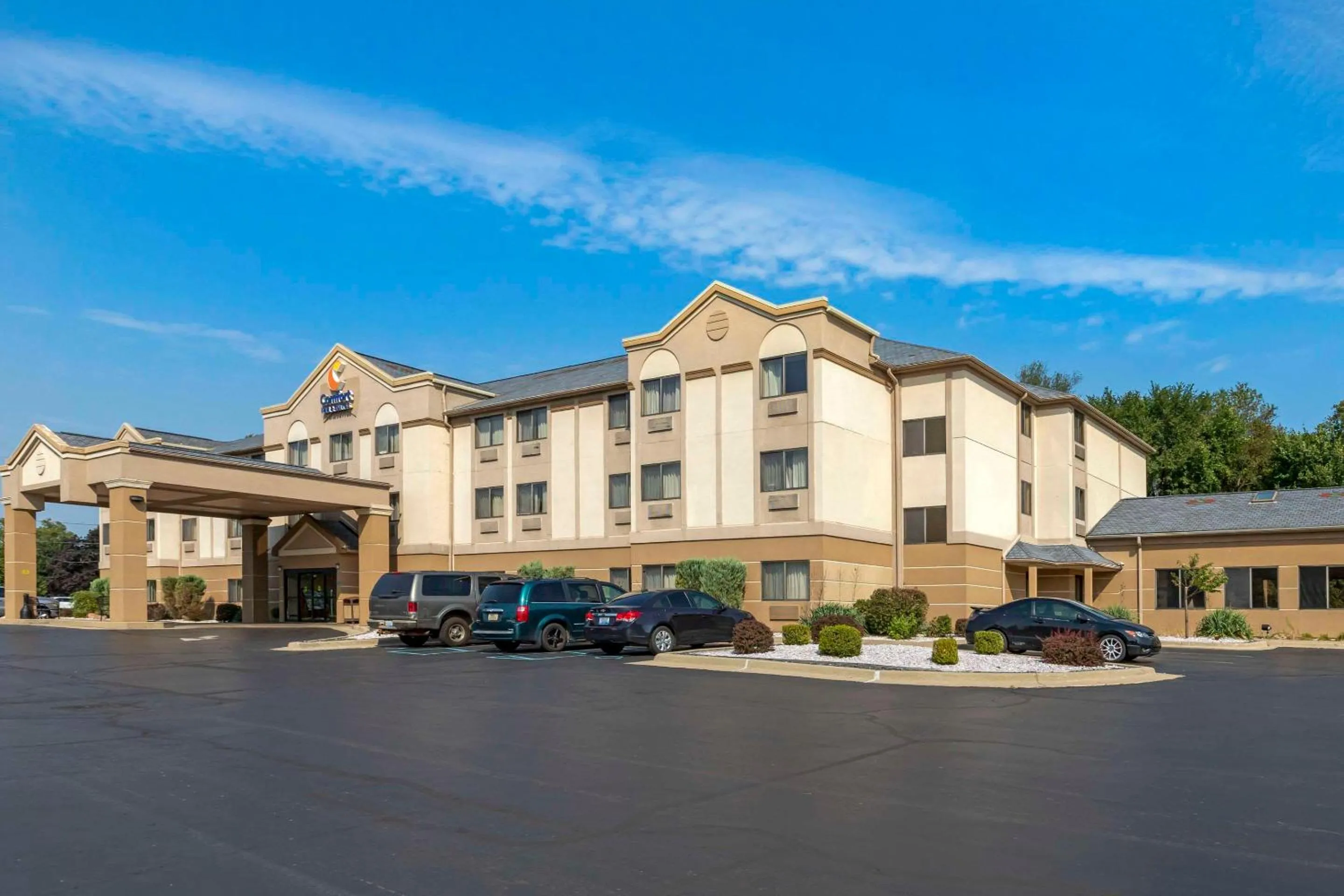 Property building in Comfort Inn & Suites Jackson North