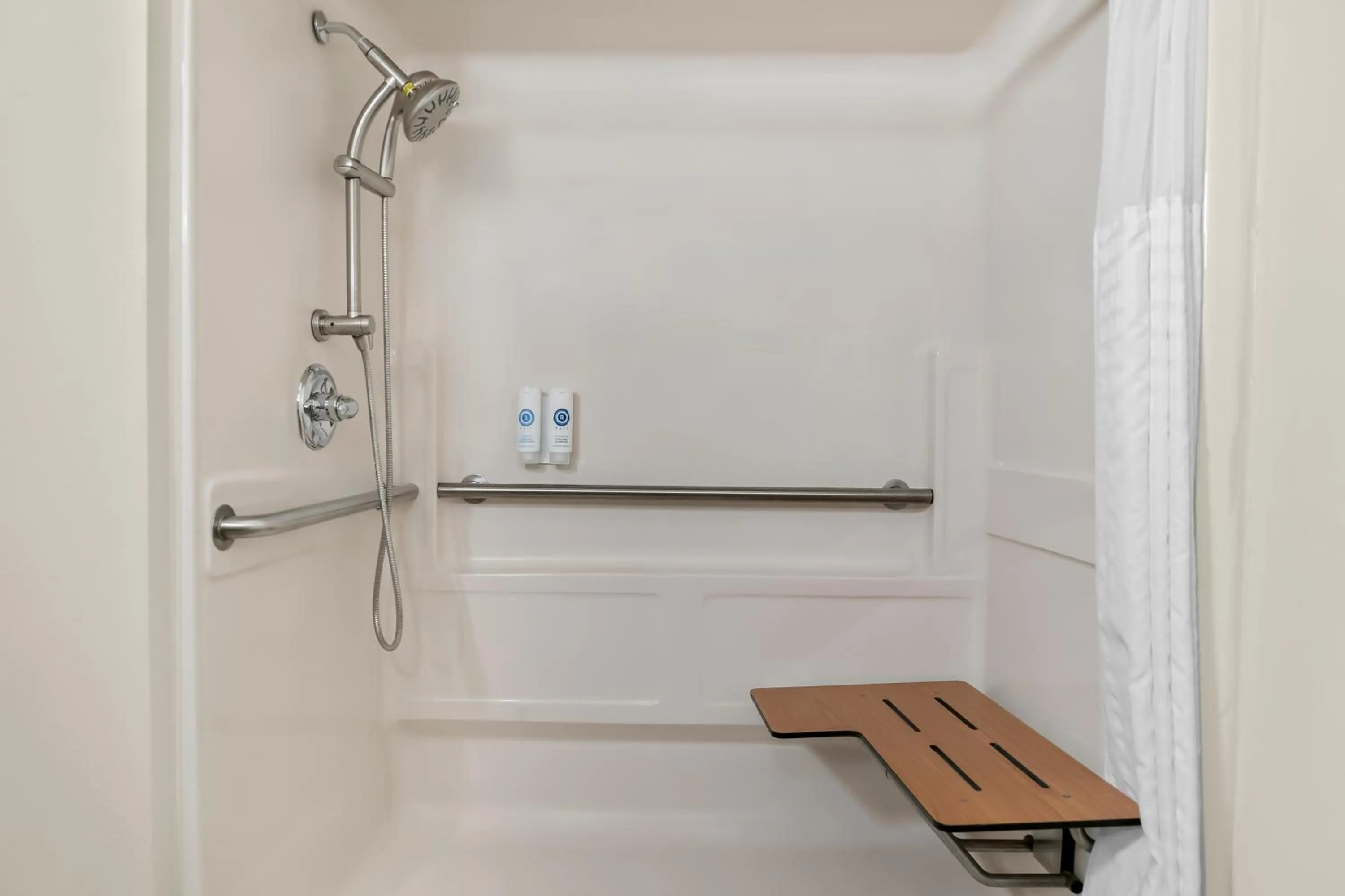 Shower in Comfort Inn & Suites