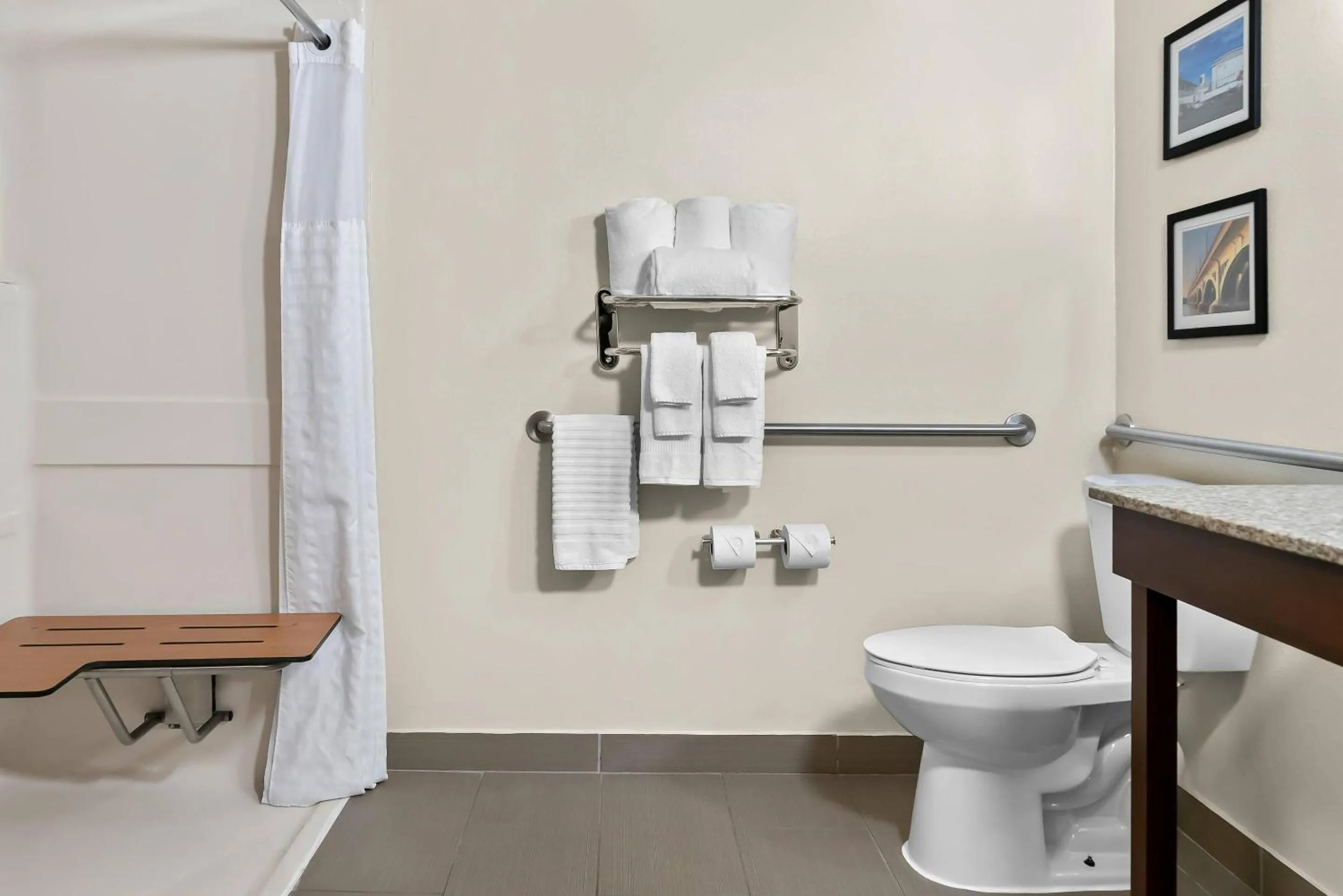 Bedroom in Comfort Inn & Suites