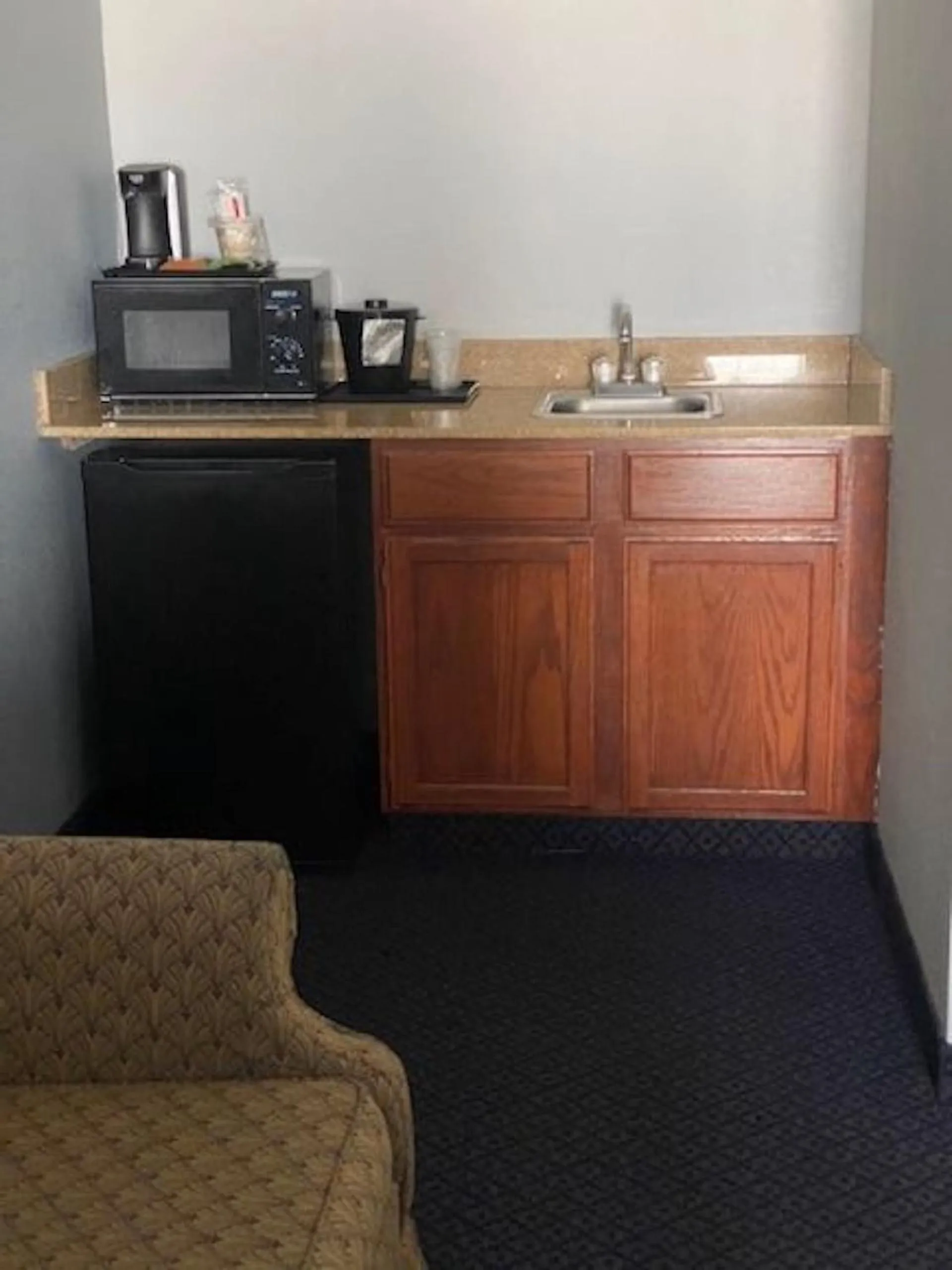 Coffee/tea facilities in Lakeside Resort & Conference Center