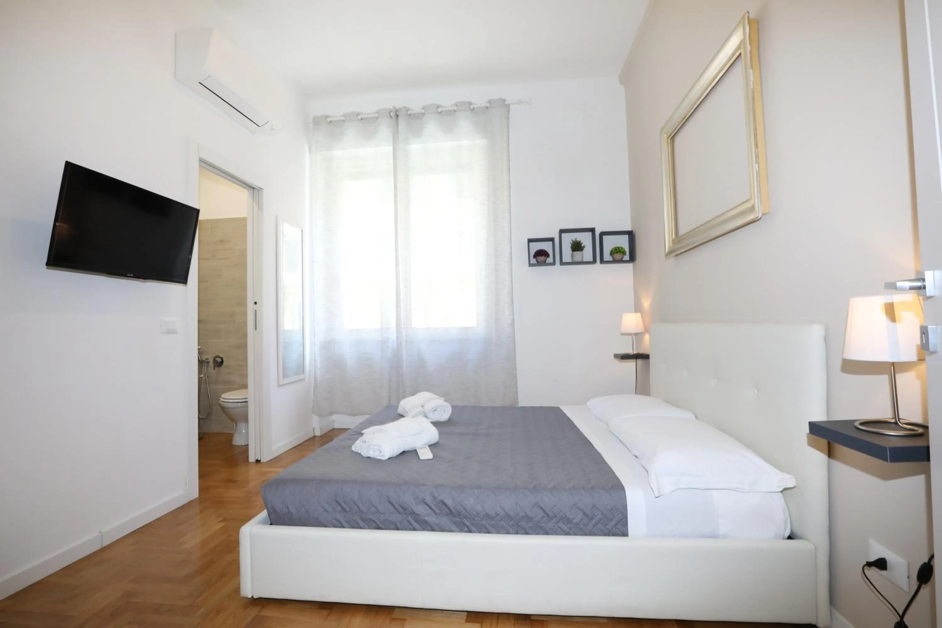 Bed in Unique luxury apartment and rooms