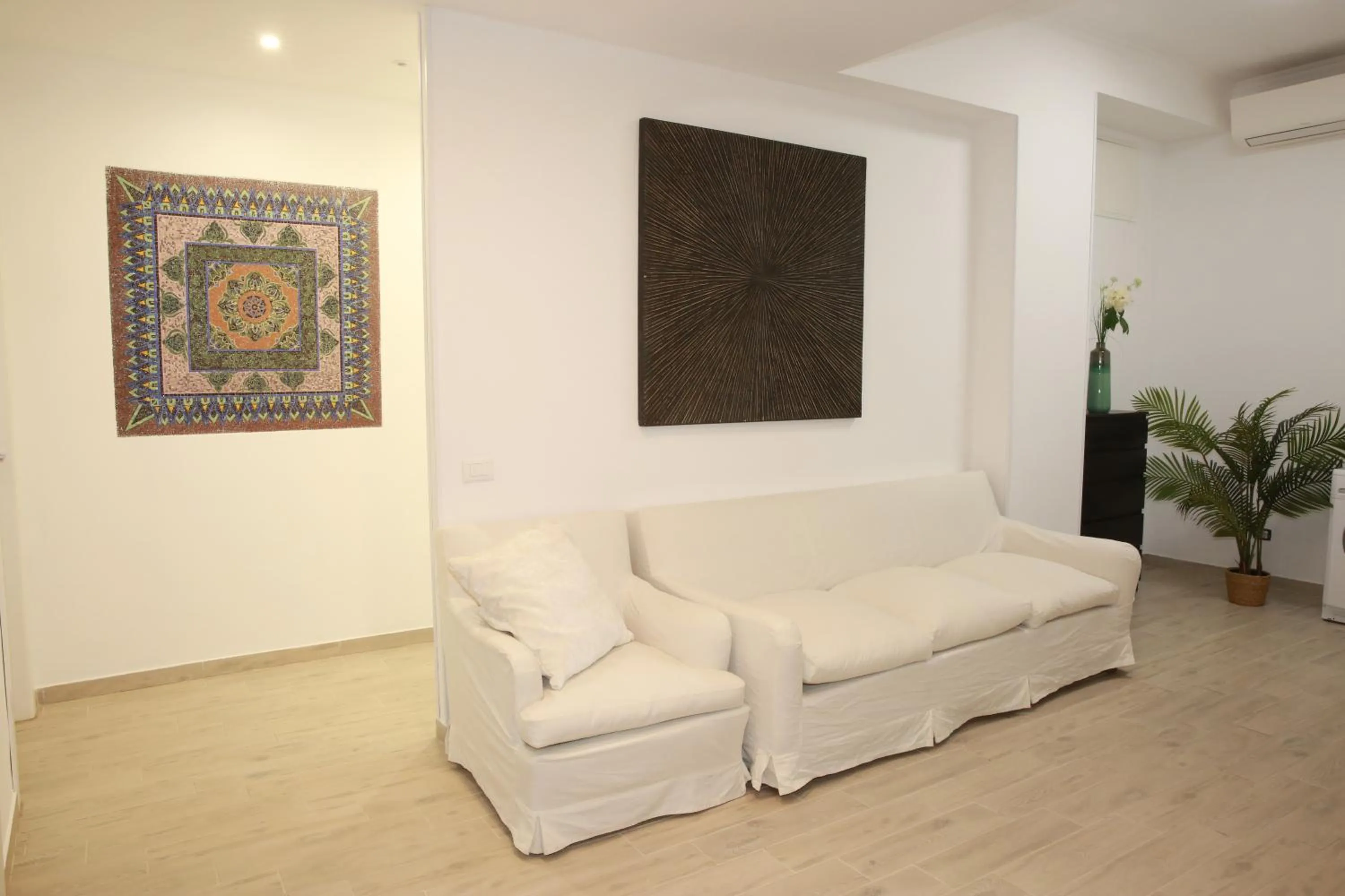 Communal kitchen in Unique luxury apartment and rooms