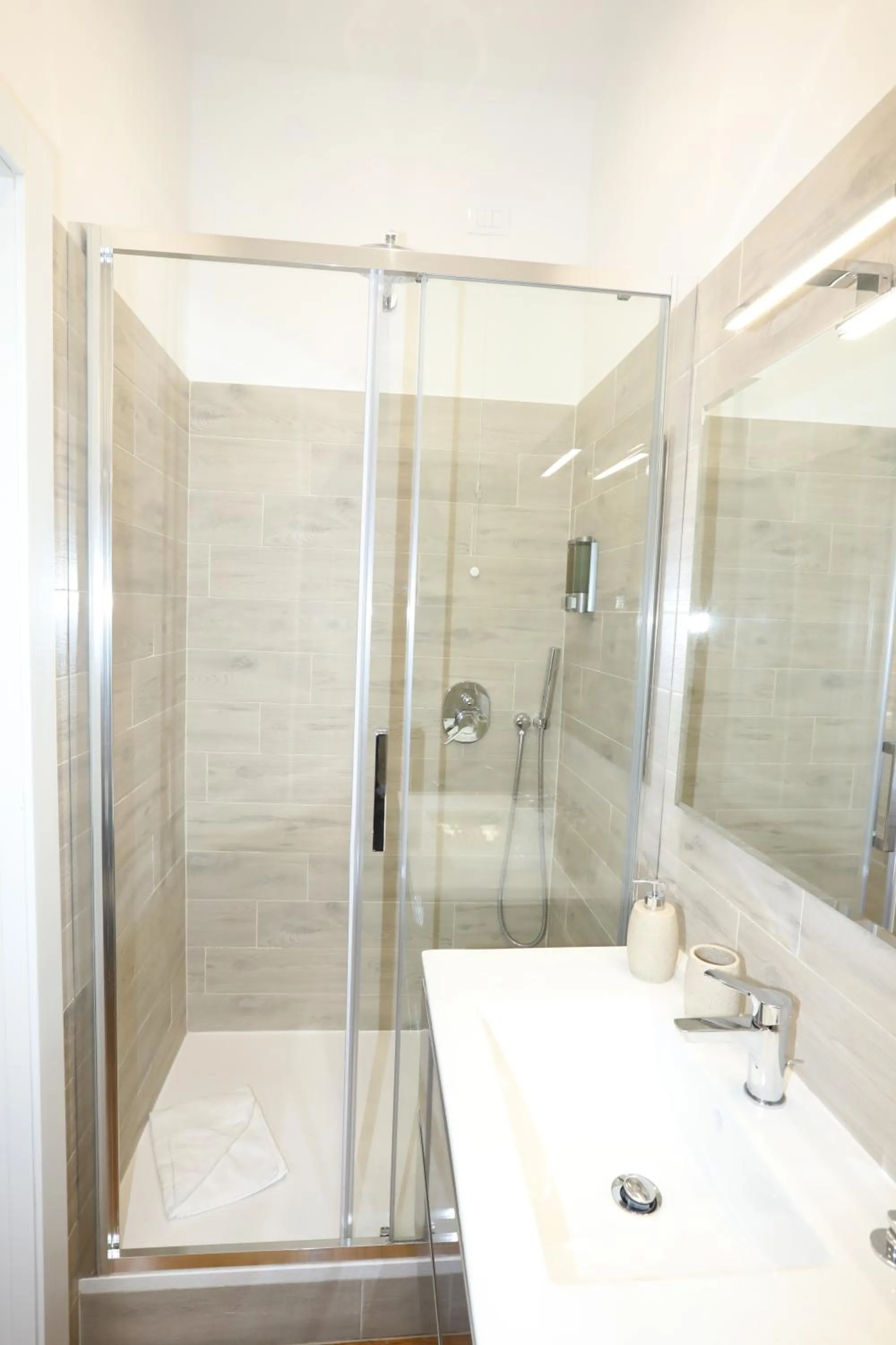 Shower in Unique luxury apartment and rooms