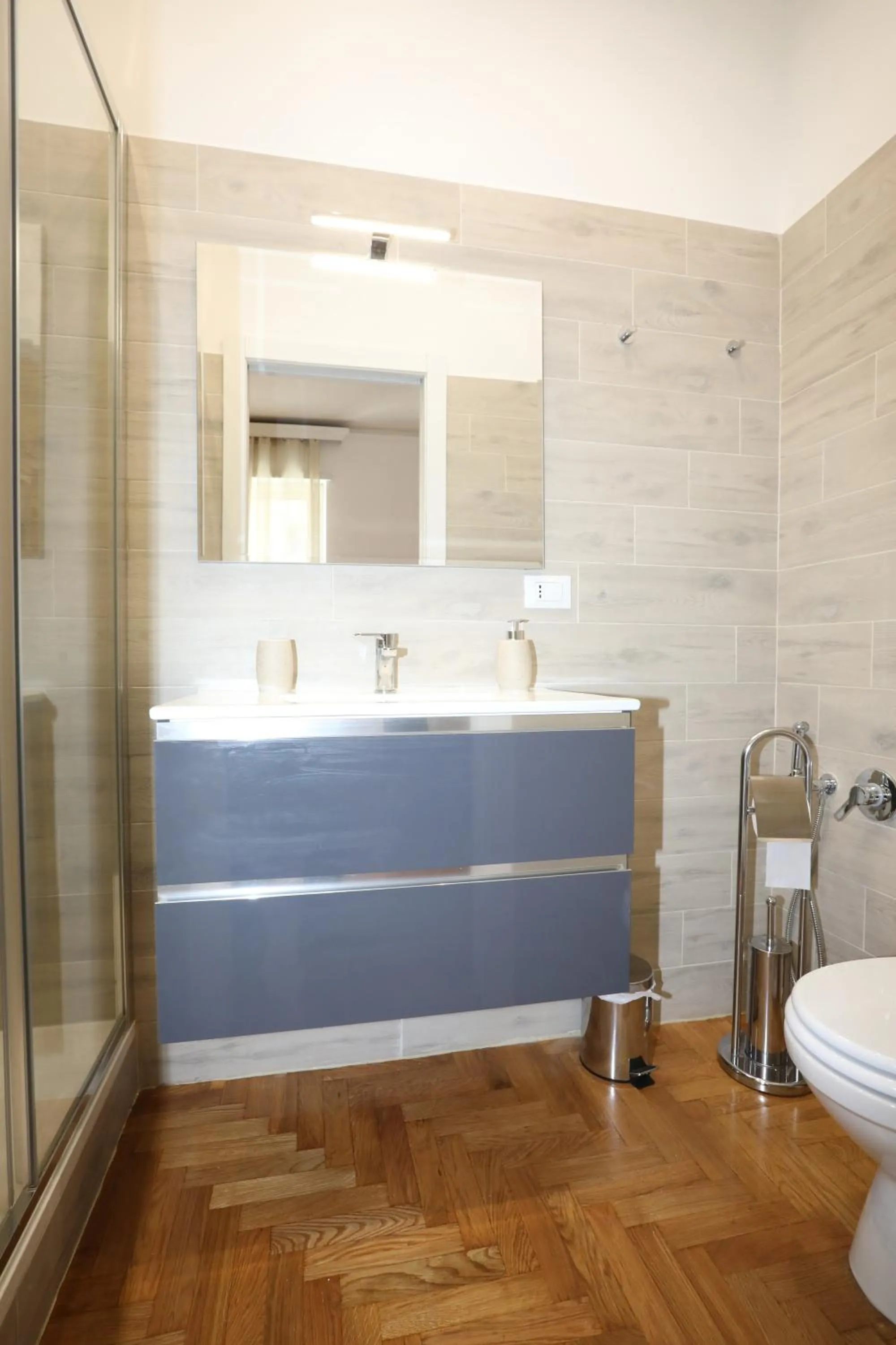 Shower in Unique luxury apartment and rooms