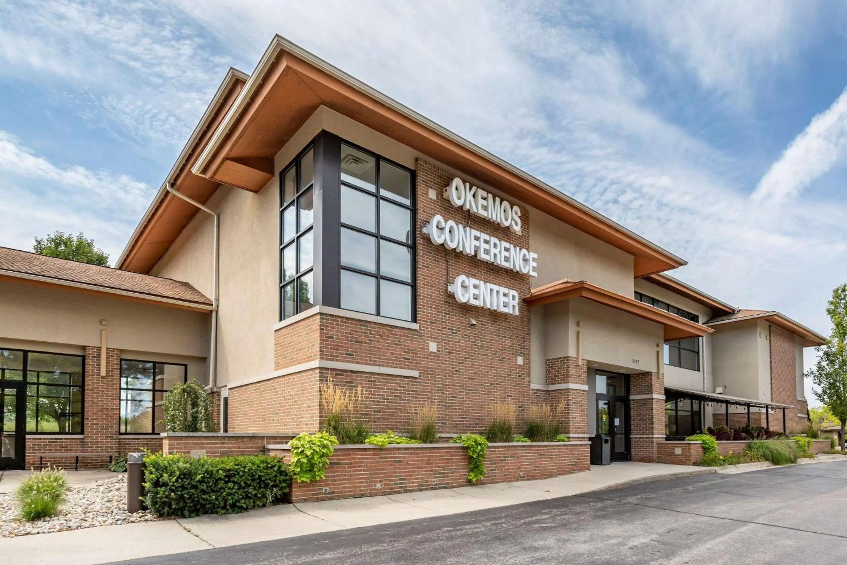 Property building in Comfort Inn Okemos - East Lansing
