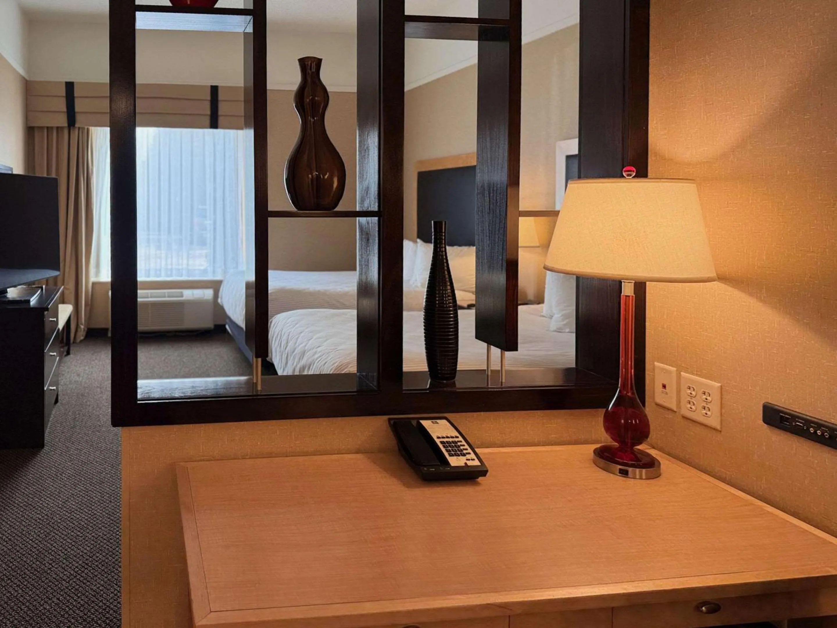 Bedroom, Bed in Cambria Hotel Traverse City