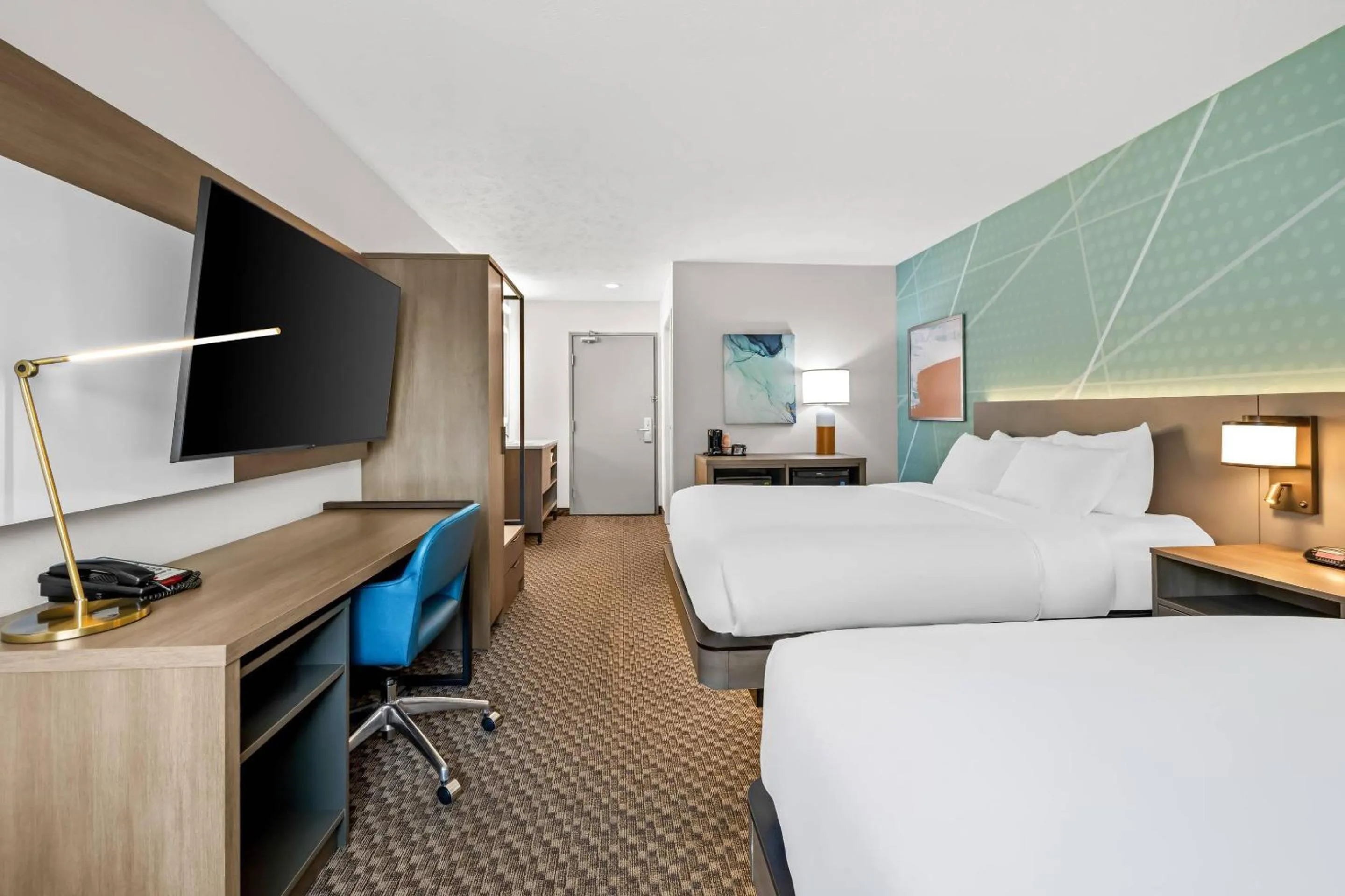 Bedroom, Bed in Comfort Inn Traverse City