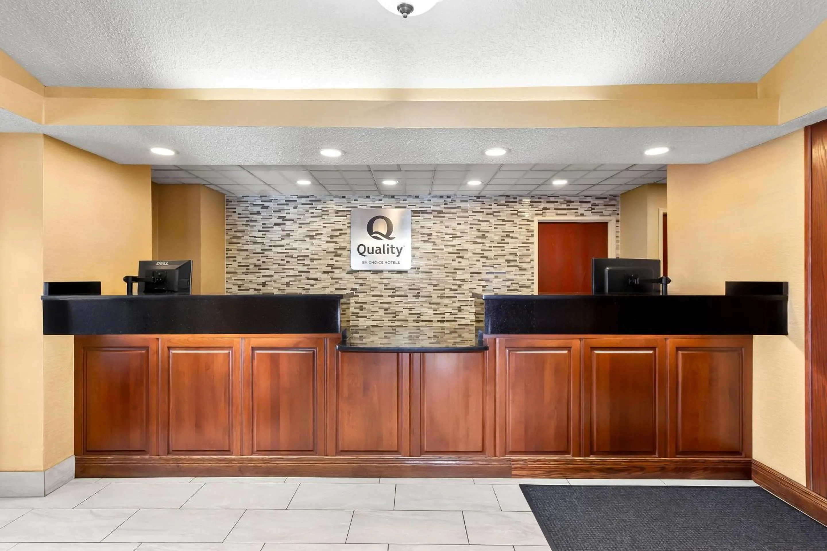 Lobby or reception in Quality Inn & Suites Niles