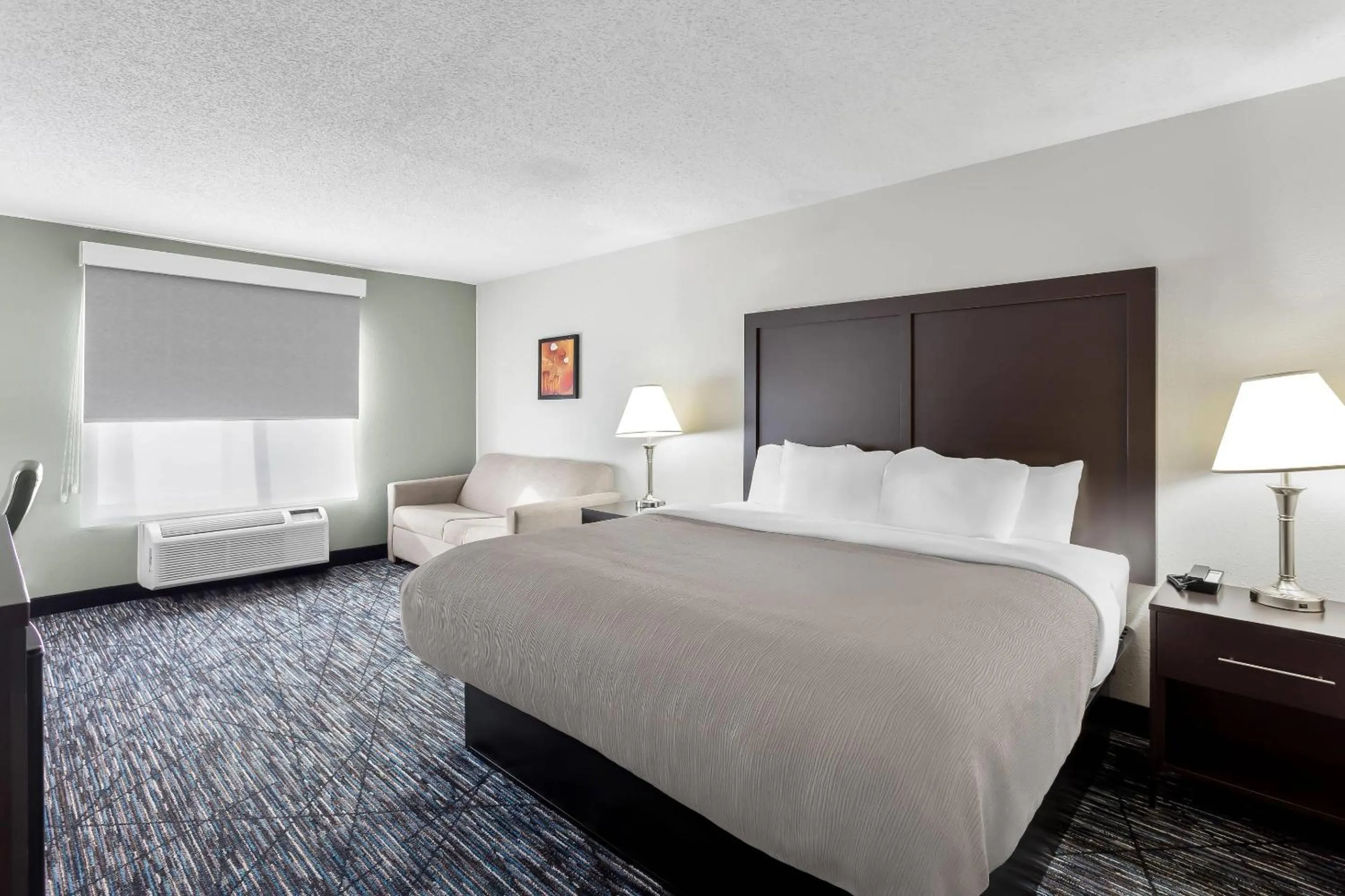 Bedroom, Bed in Quality Inn & Suites Niles