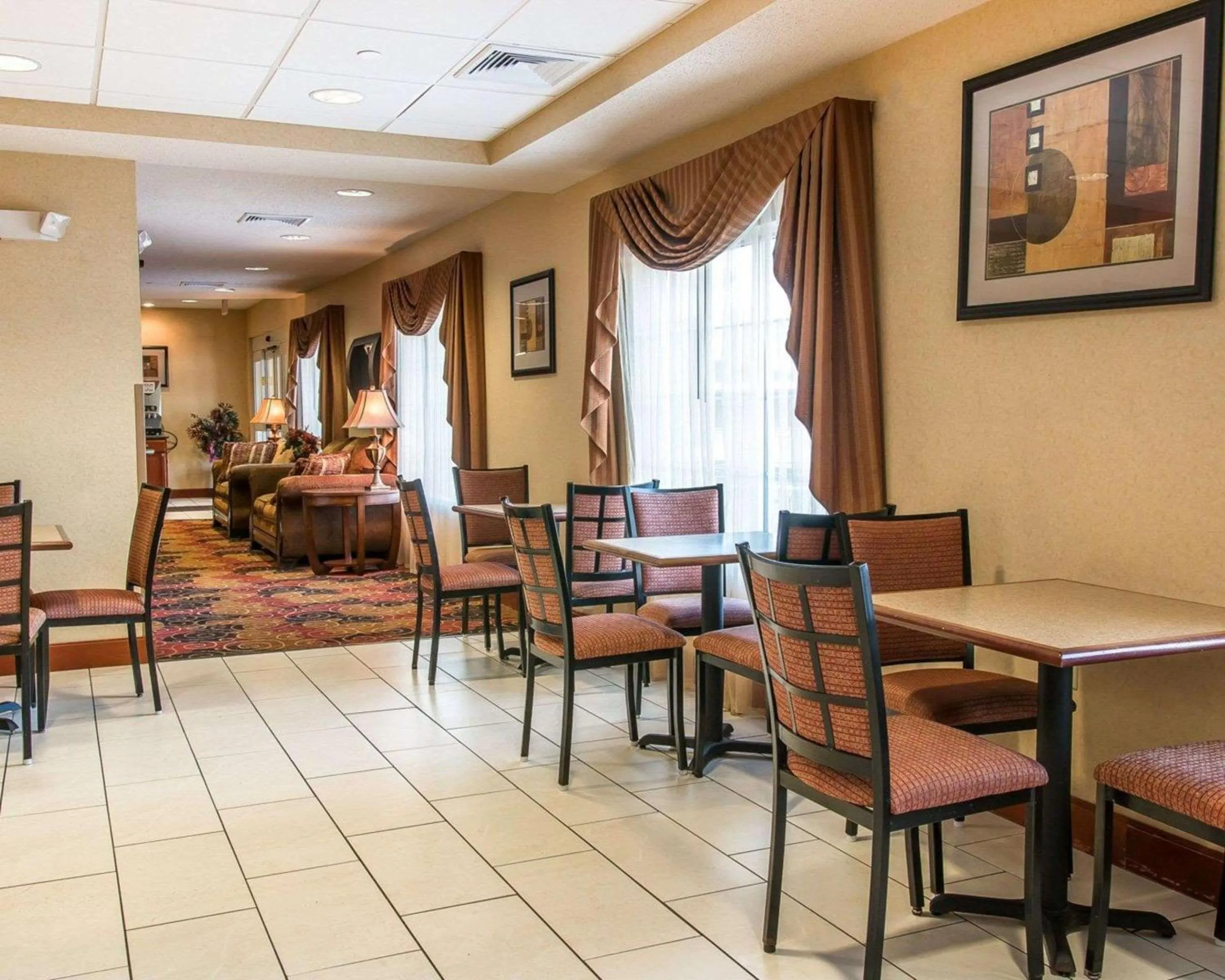 Restaurant/places to eat in Quality Inn Near Interstate I94