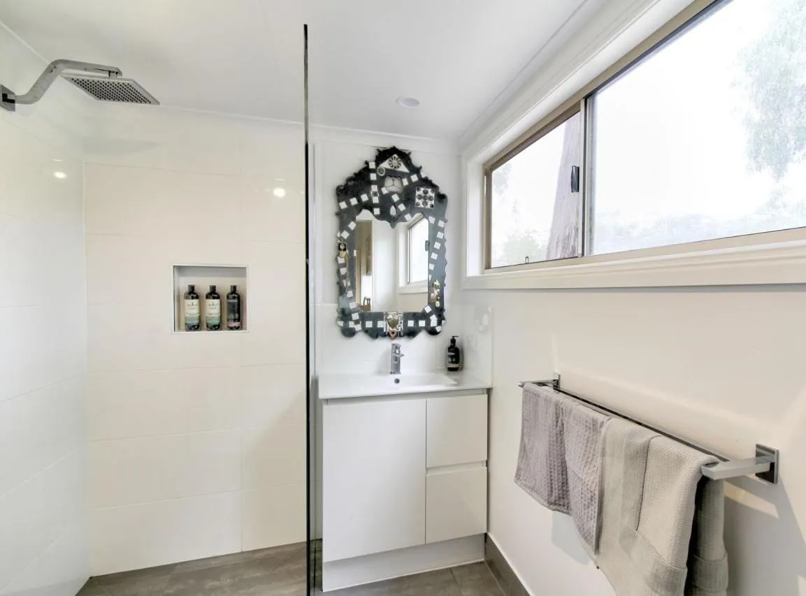 Bathroom in Nicholson BnB and Arts Centre