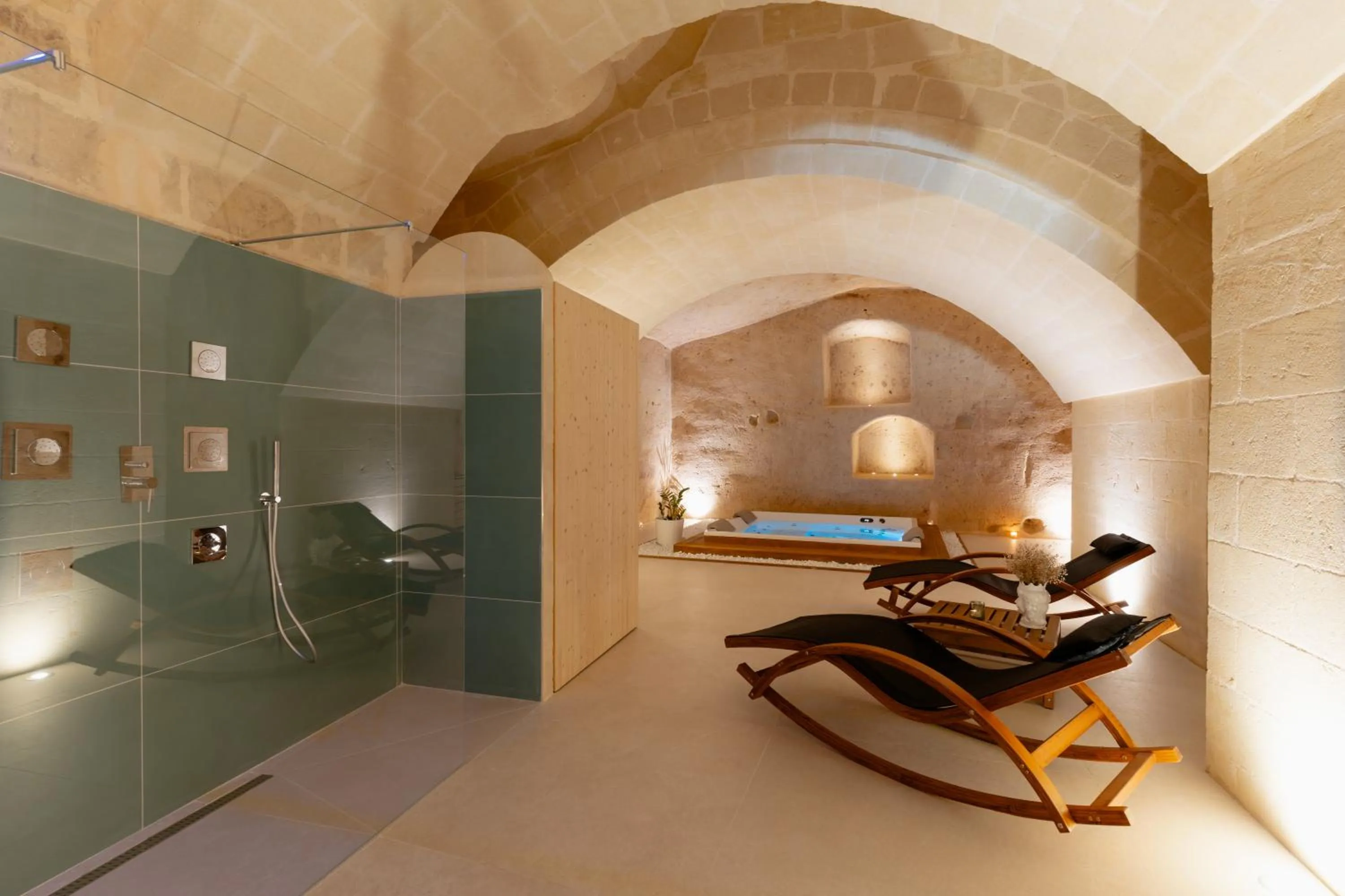 Spa and wellness centre/facilities in Endea Suite Rooms & Lounge SPA