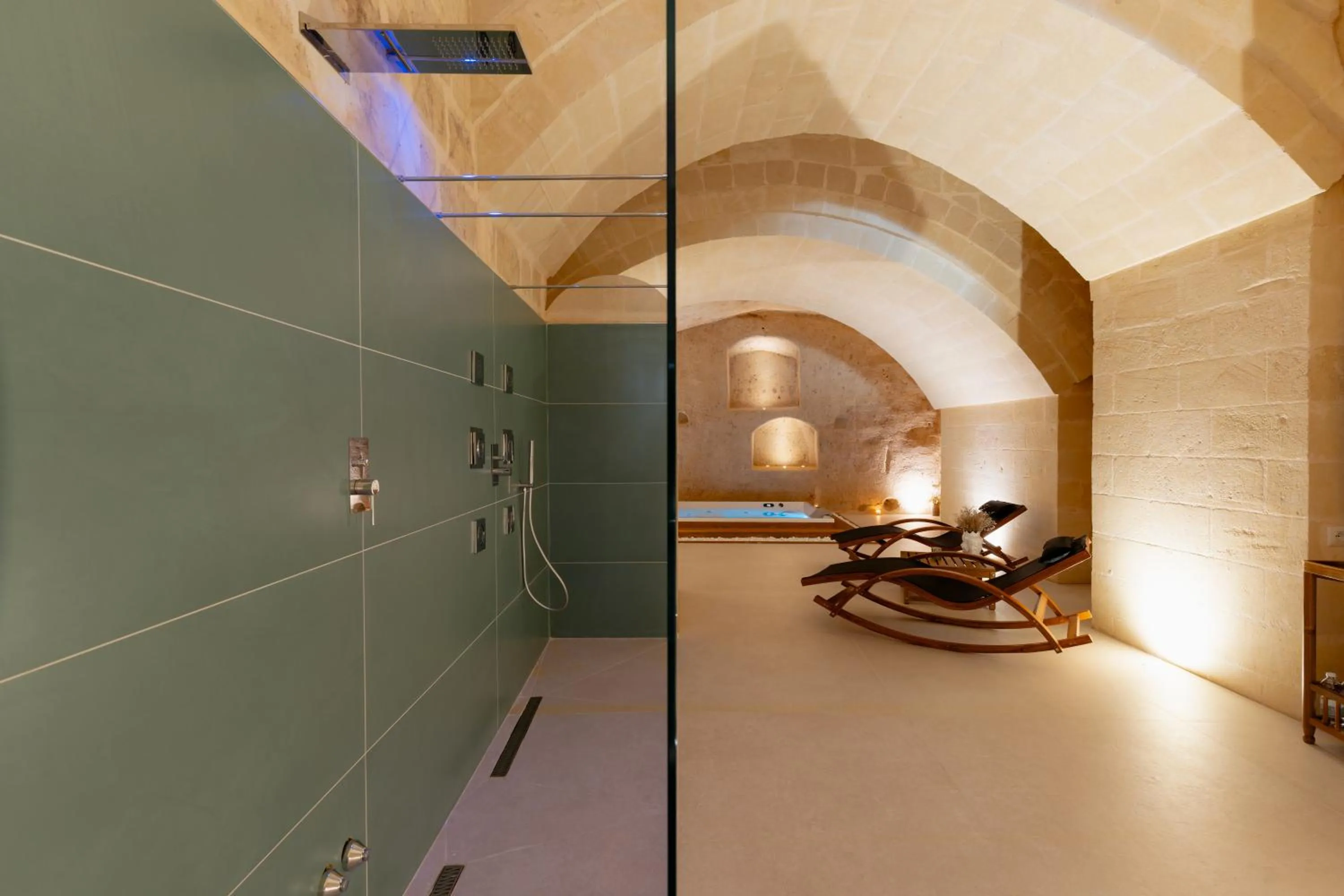 Spa and wellness centre/facilities in Endea Suite Rooms & Lounge SPA