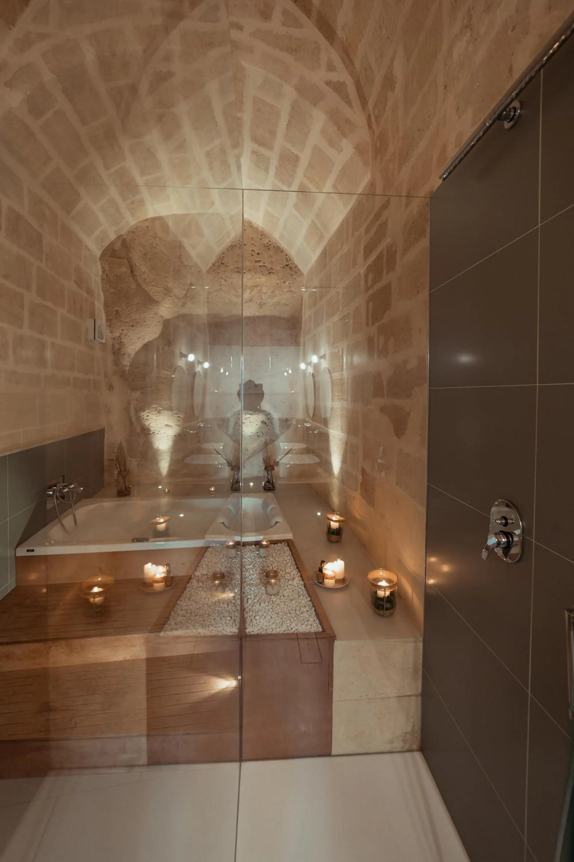 Bathroom in Endea Suite Rooms & Lounge SPA