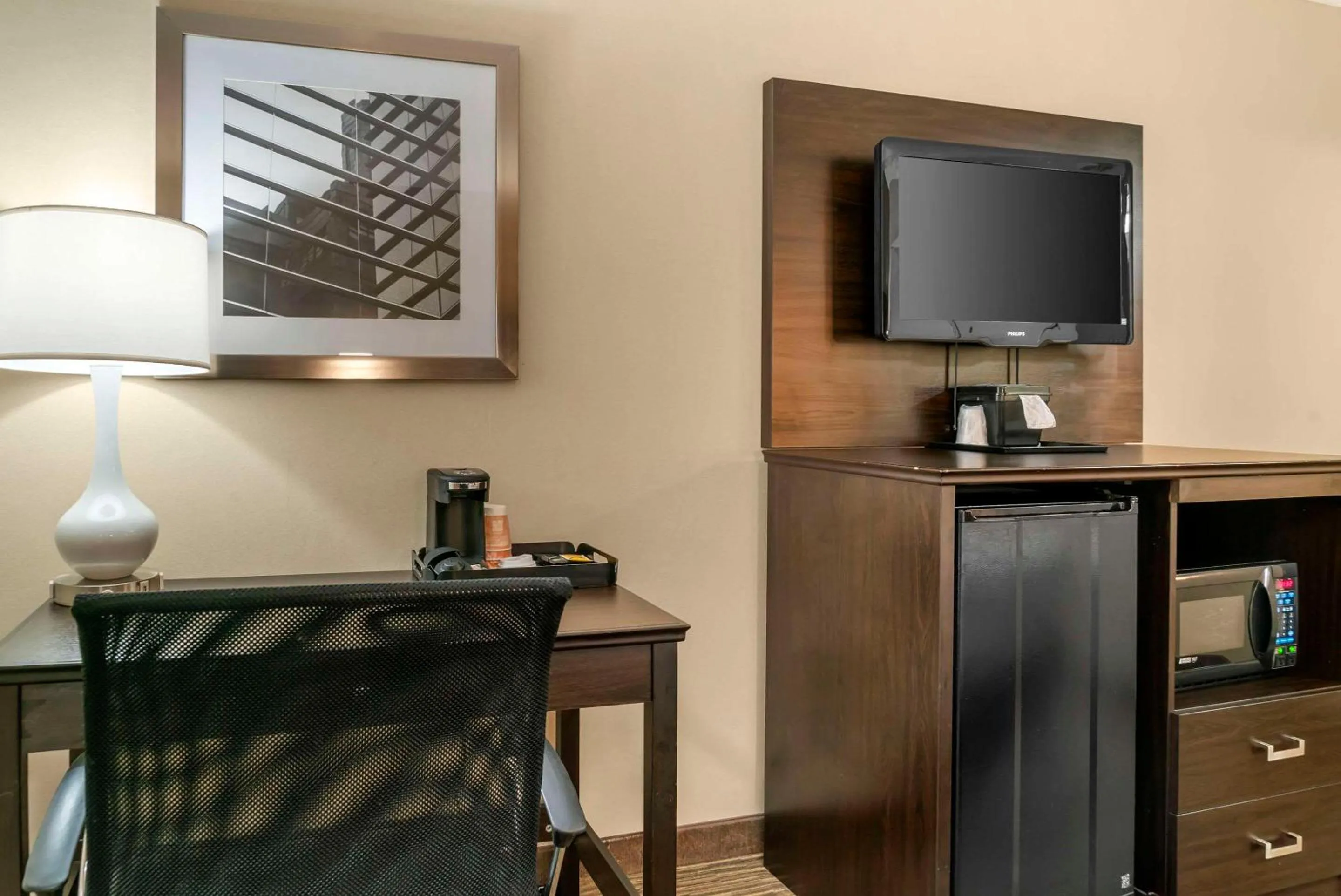 Bedroom in Quality Inn & Suites Monroe